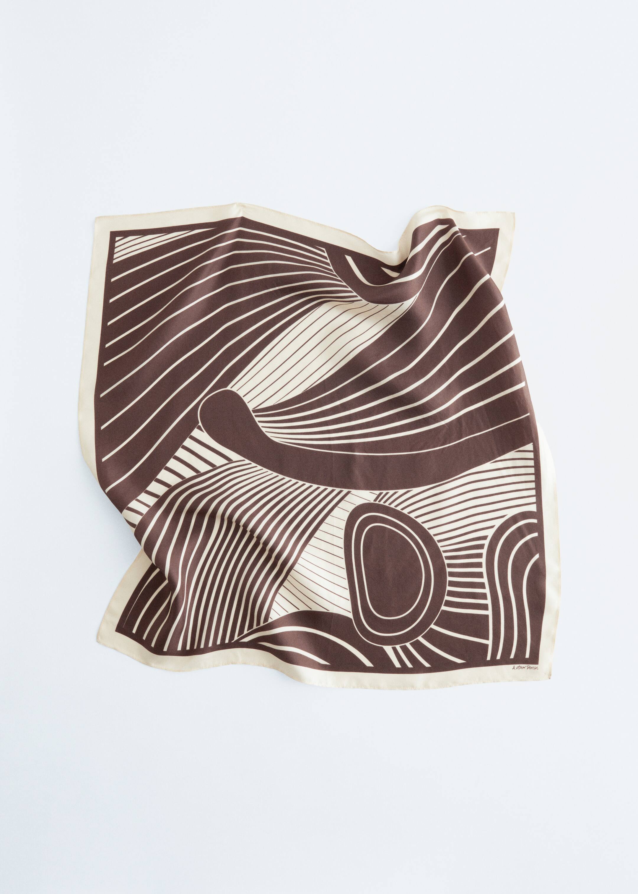 Visualizza immagine più grande: Foulard quadrato in seta con stampa grafica - Marrone/Crema - DONNA | H&M IT 2
