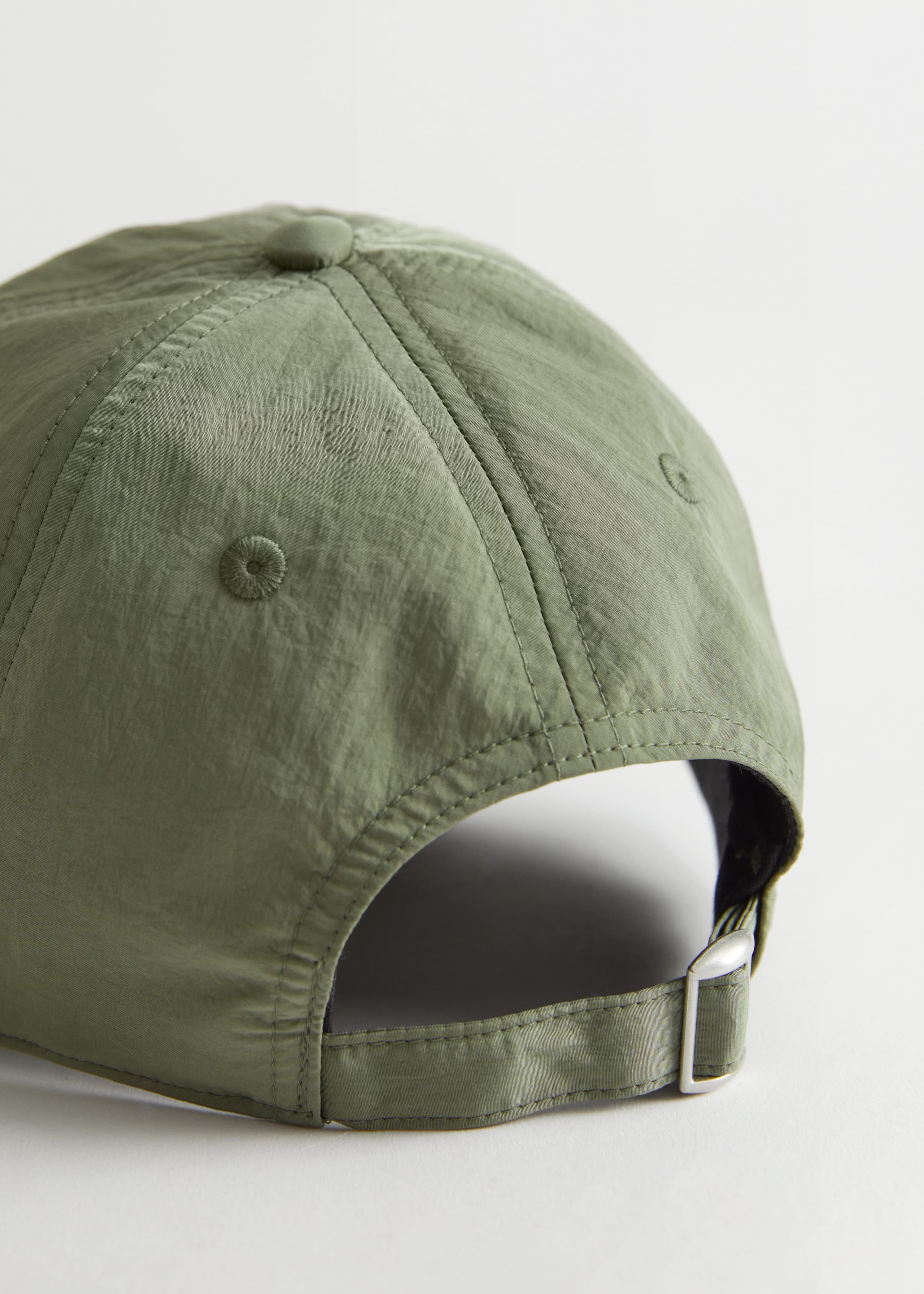 Technical Nylon Baseball Cap - {{variantName}} - Descriptive Detail