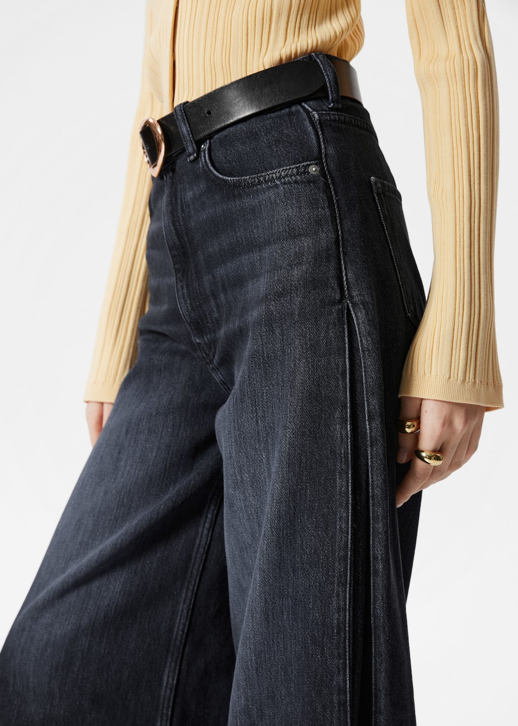 Image of Cropped Wide-Leg Jeans
