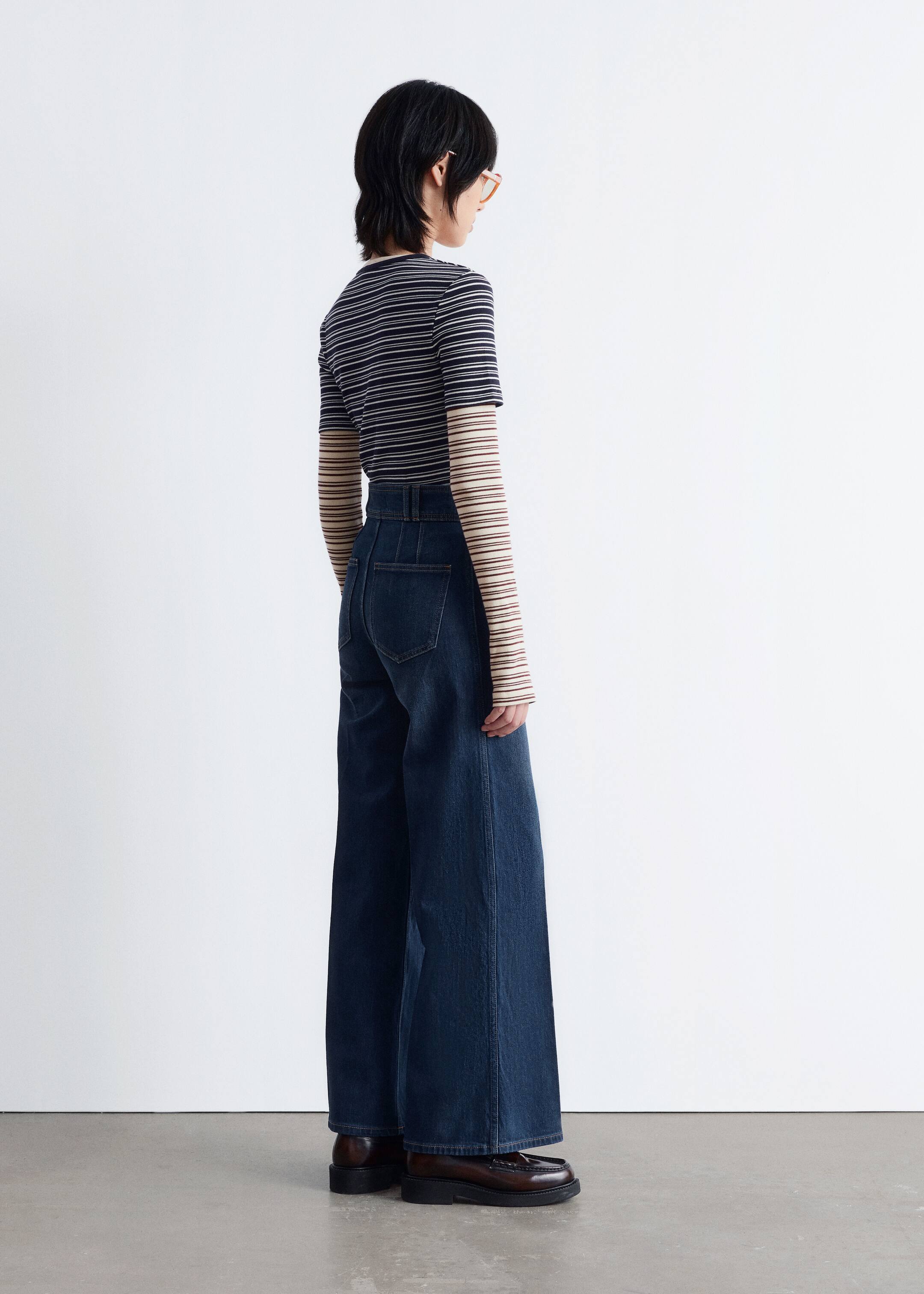 Visualizza immagine più grande: Jeans svasati con pieghe pressate - Blu medio lavato - DONNA | H&M IT 4