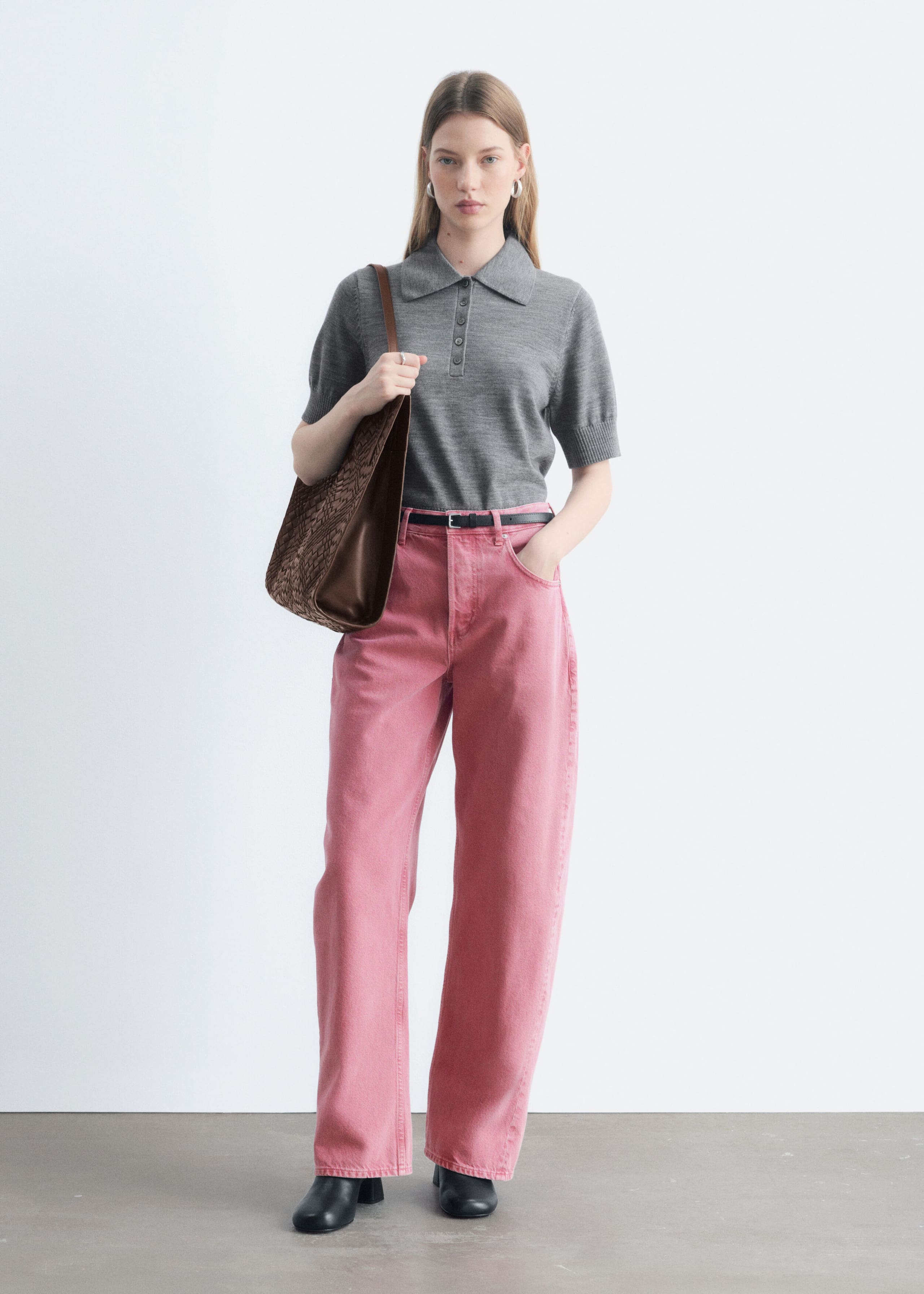 Barrel-Leg Jeans - Light Blue - Lookbook