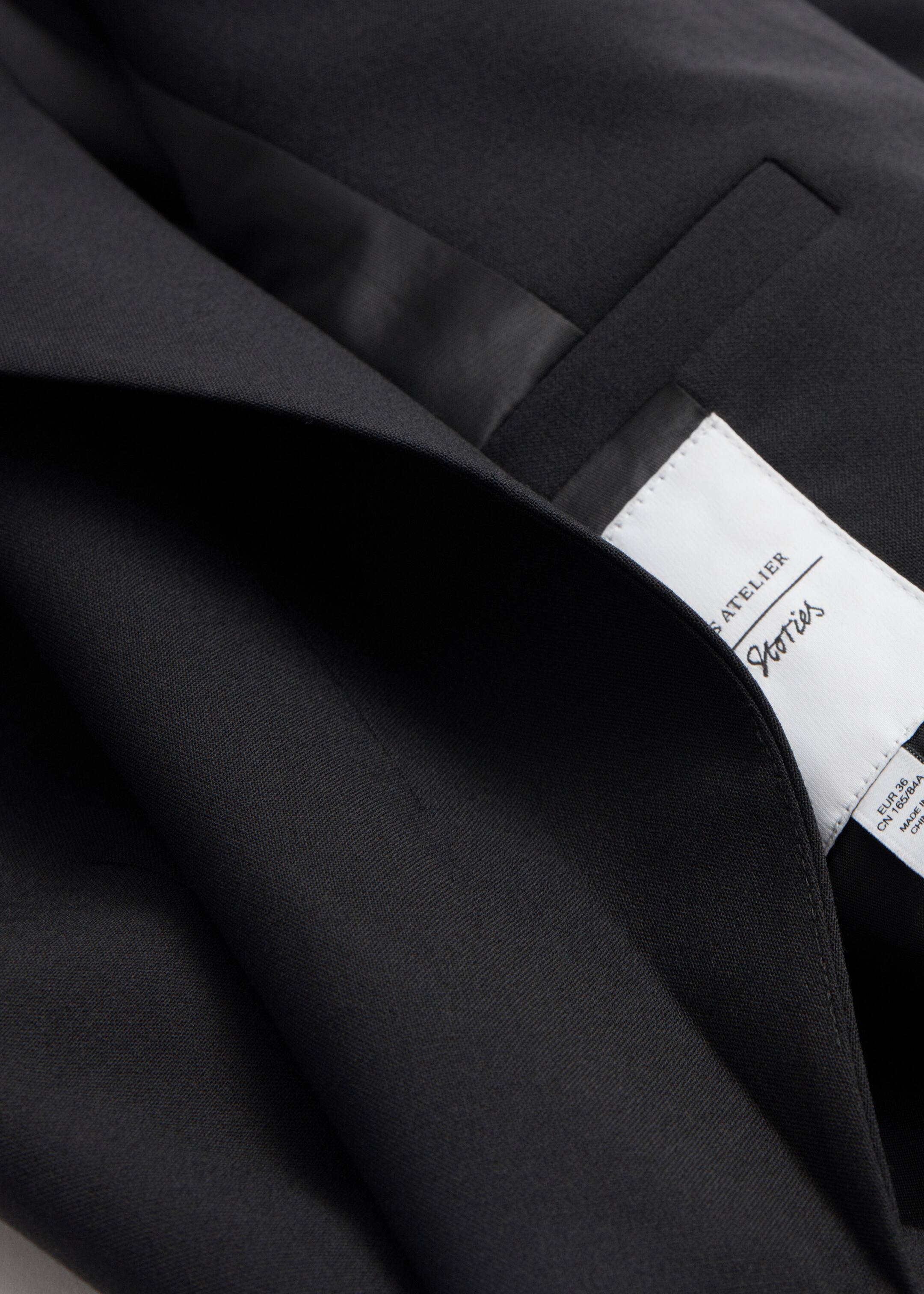 Visa större bild: Skräddad ullkavaj - Svart - DAM | H&M SE 2