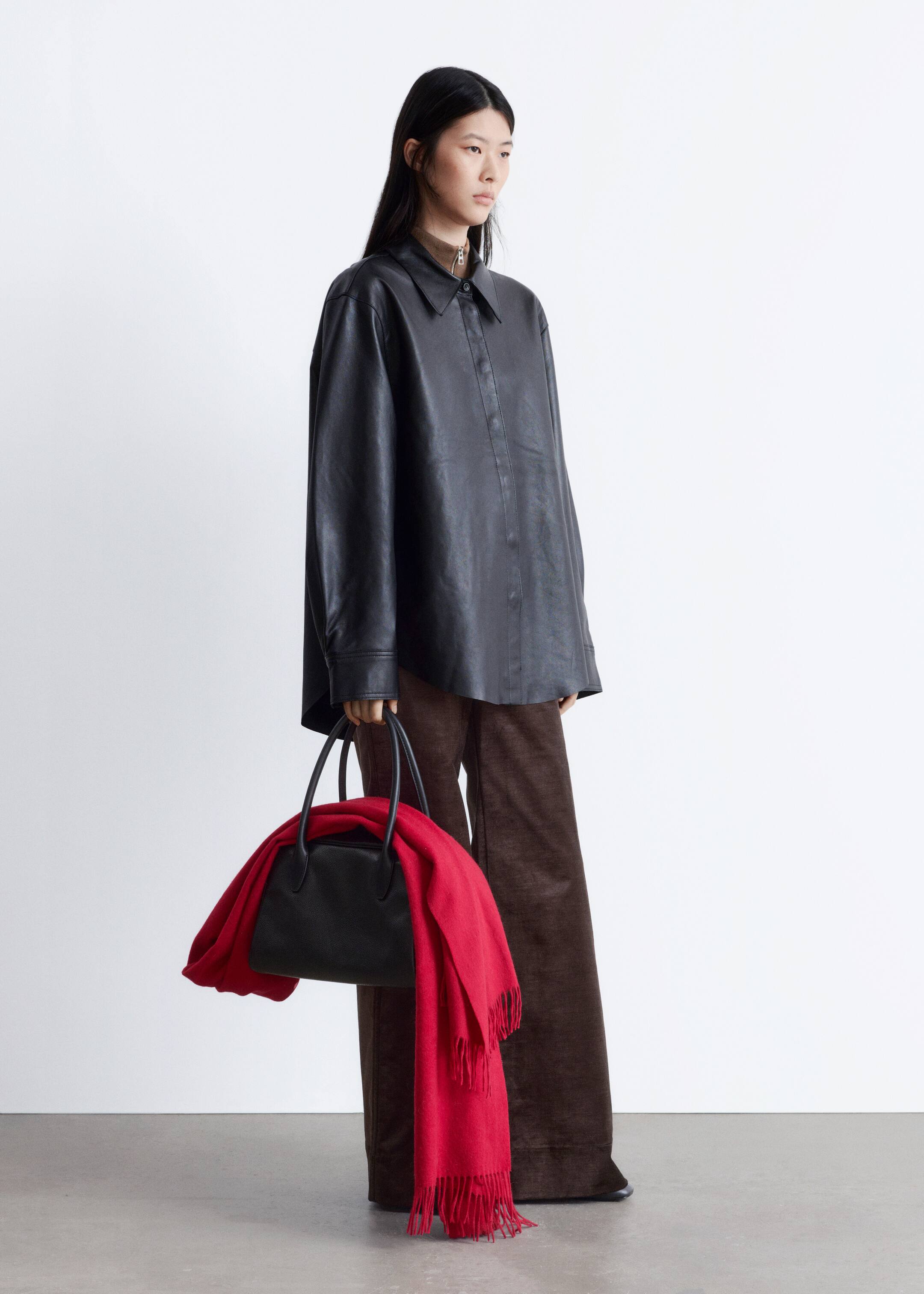 Grösseres Bild ansehen: Oversized-Hemd aus Leder - Schwarz - DAMEN | H&M CH 6