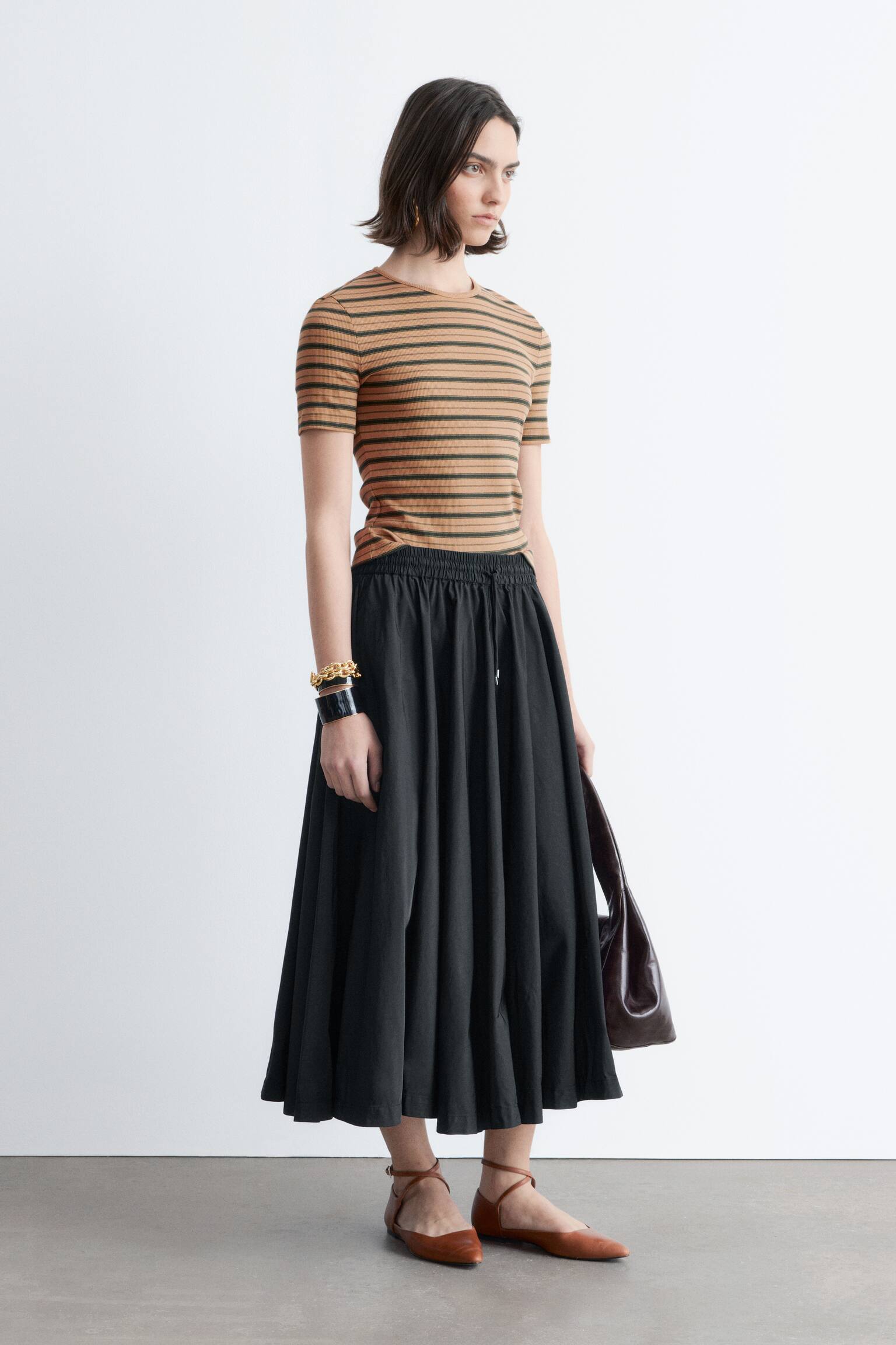 Žebrované tričko - Hnědá/pruhy/Tmavě zelené/béžové proužky/Bílá - 6