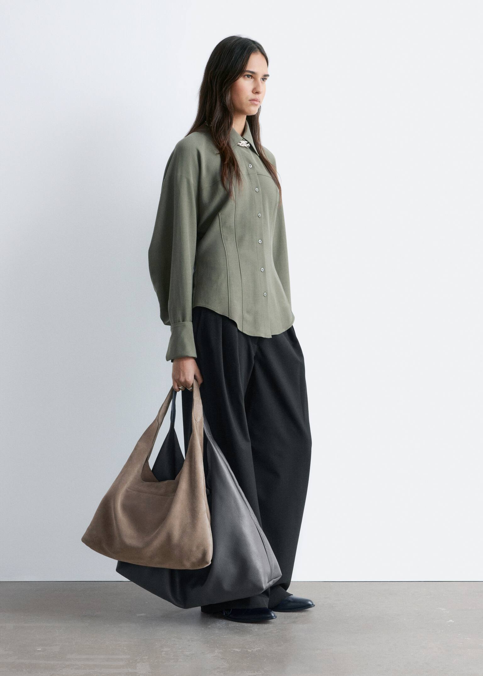 Figursyet skjorte med ballonærmer - Mørk kakigrøn/Sort - 6