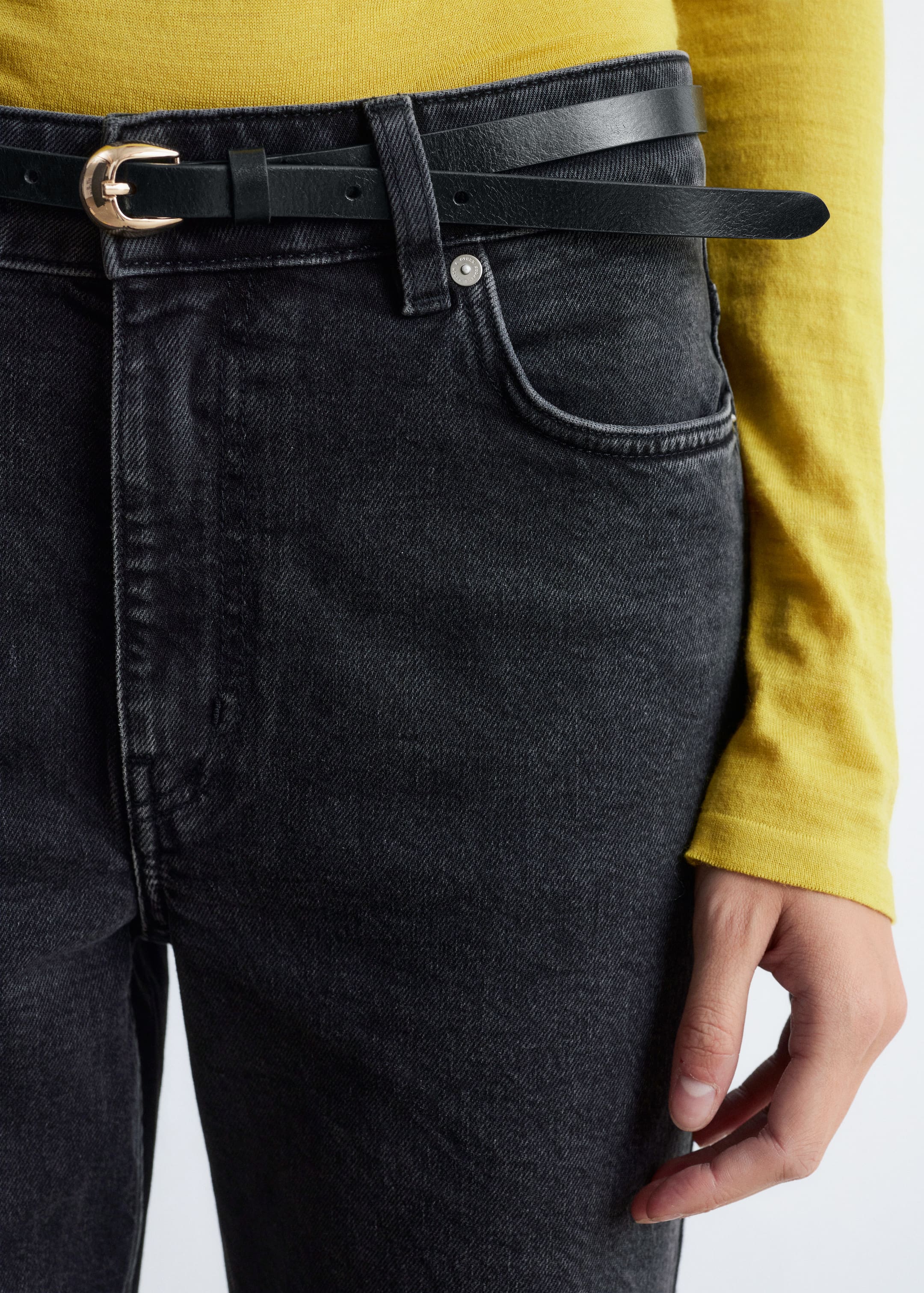 Zobacz większy obraz: Jeansy z wysoką talią i prostymi nogawkami - Czarny - ONA | H&M PL 4