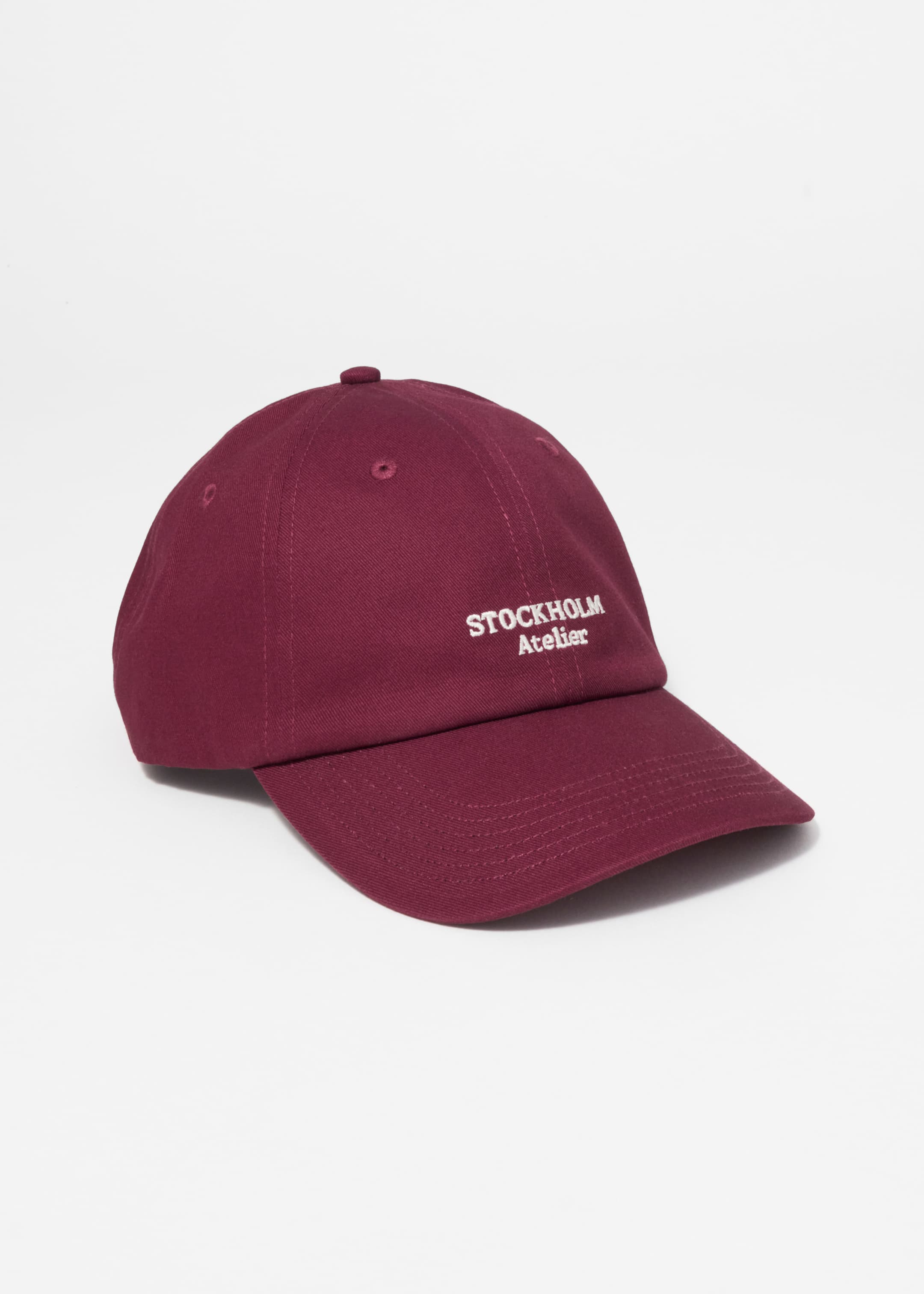 Visa större bild: Broderad basebollkeps - Vinröd/Stockholm Atelier - DAM | H&M SE 1