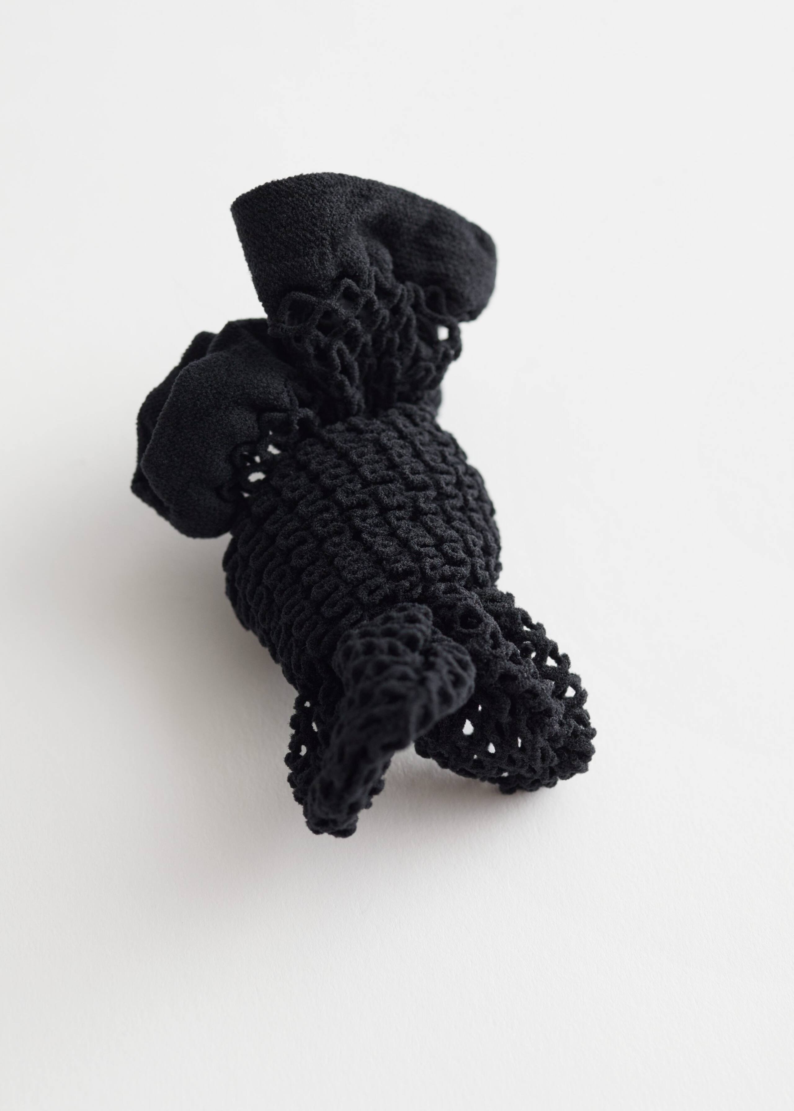 Fishnet Socks - {{variantName}} - Descriptive Detail