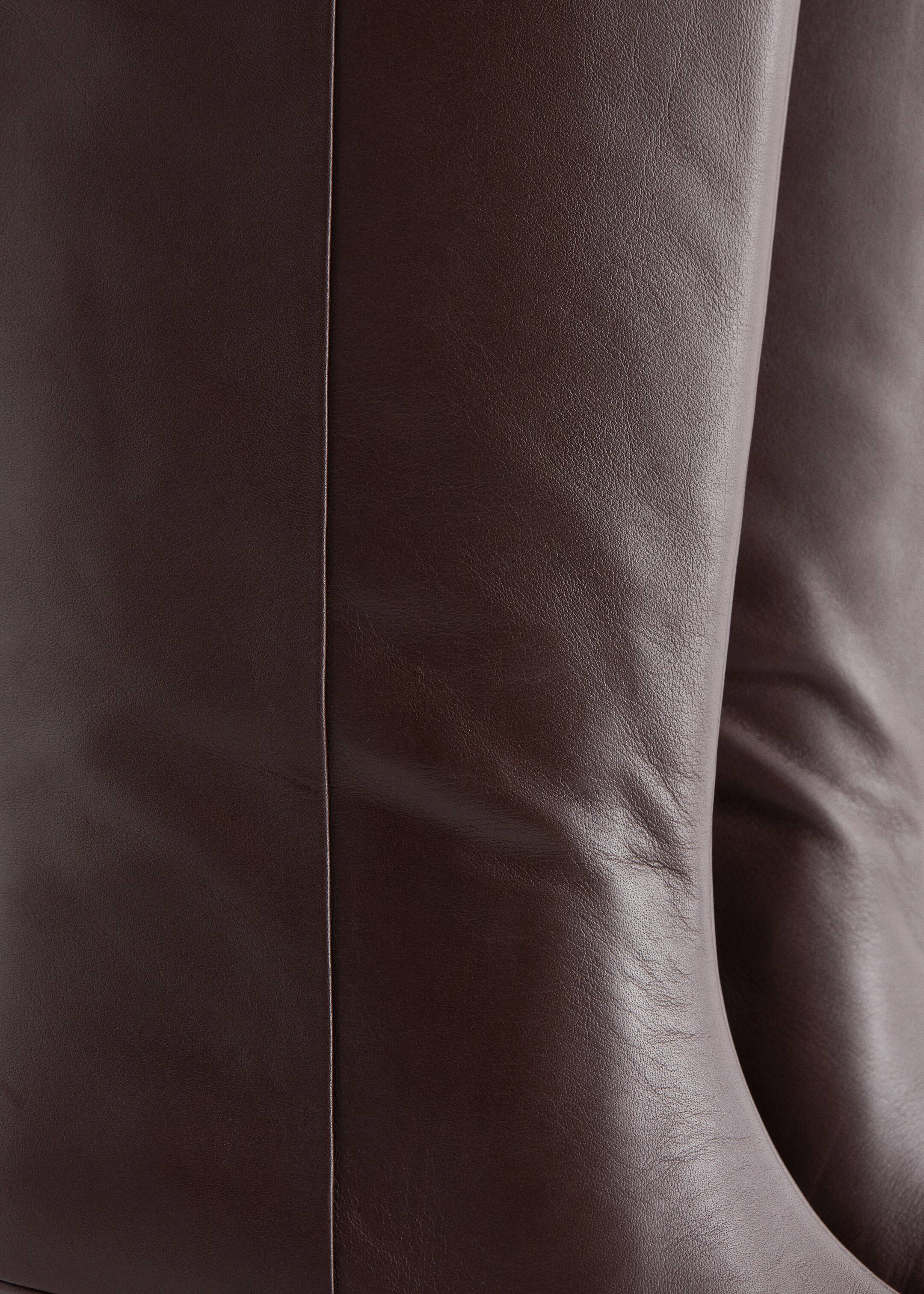 Grösseres Bild ansehen: Kniehohe Lederstiefel mit Kitten-Heel - Dunkelbraun - DAMEN | H&M CH 4