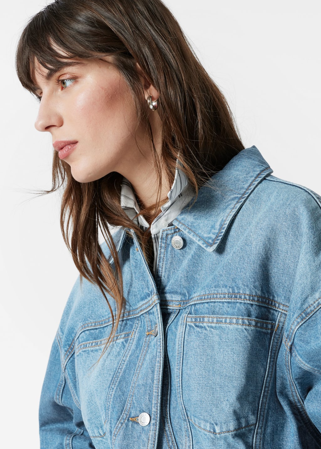 Image of Kastenförmige Jeansjacke