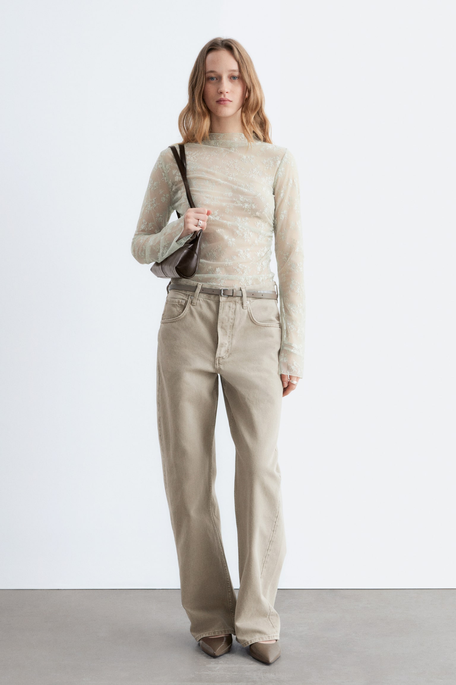 Long-Sleeve Lace Top - חום-אפרפר בהיר/חום כהה - 3