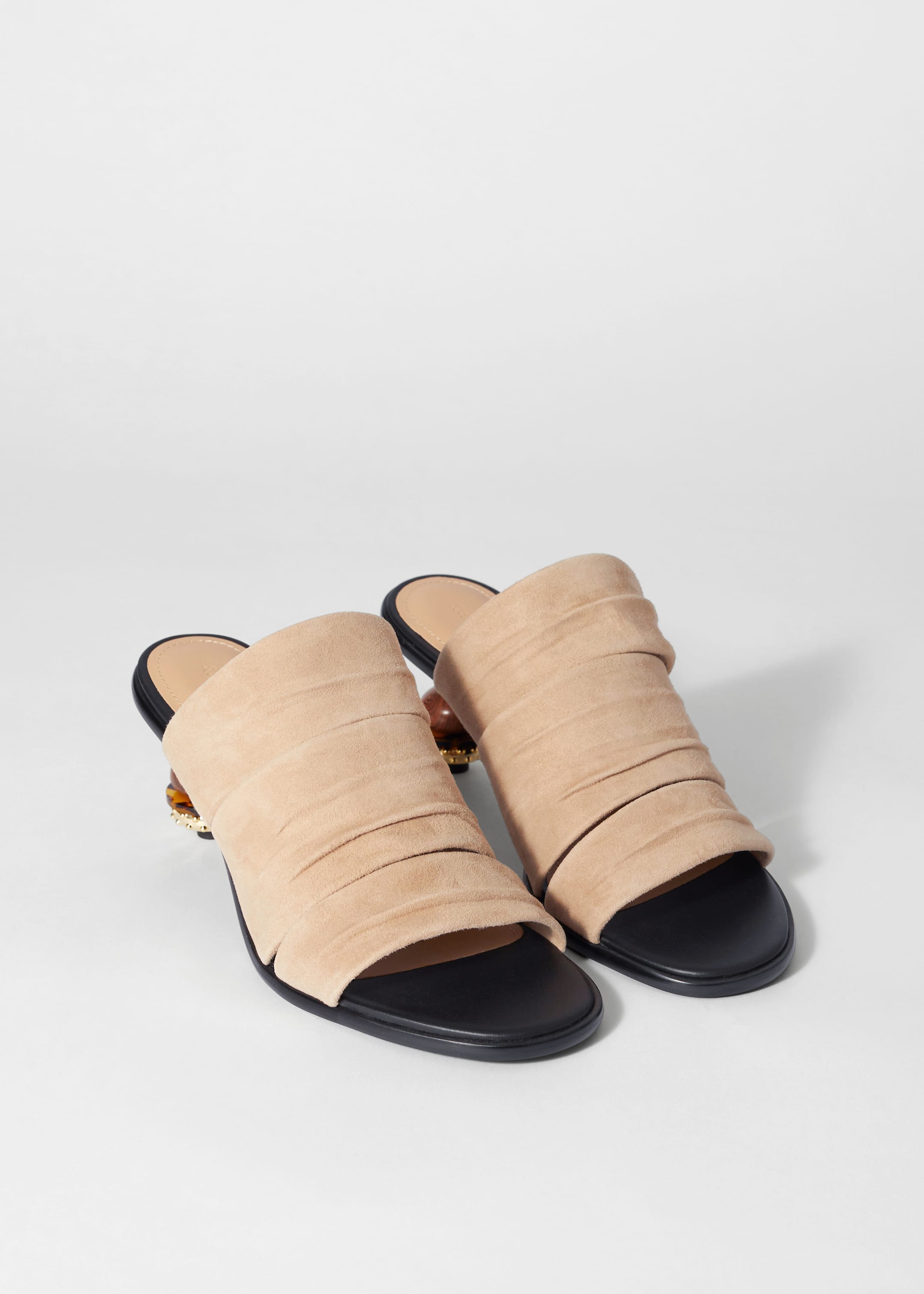 Nagyobb kép megtekintése: Bead-Embellished Leather Mules - Bézs - NŐI | H&M HU 4