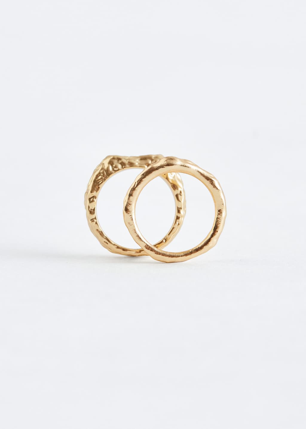 Image of Set med texturerade ringar