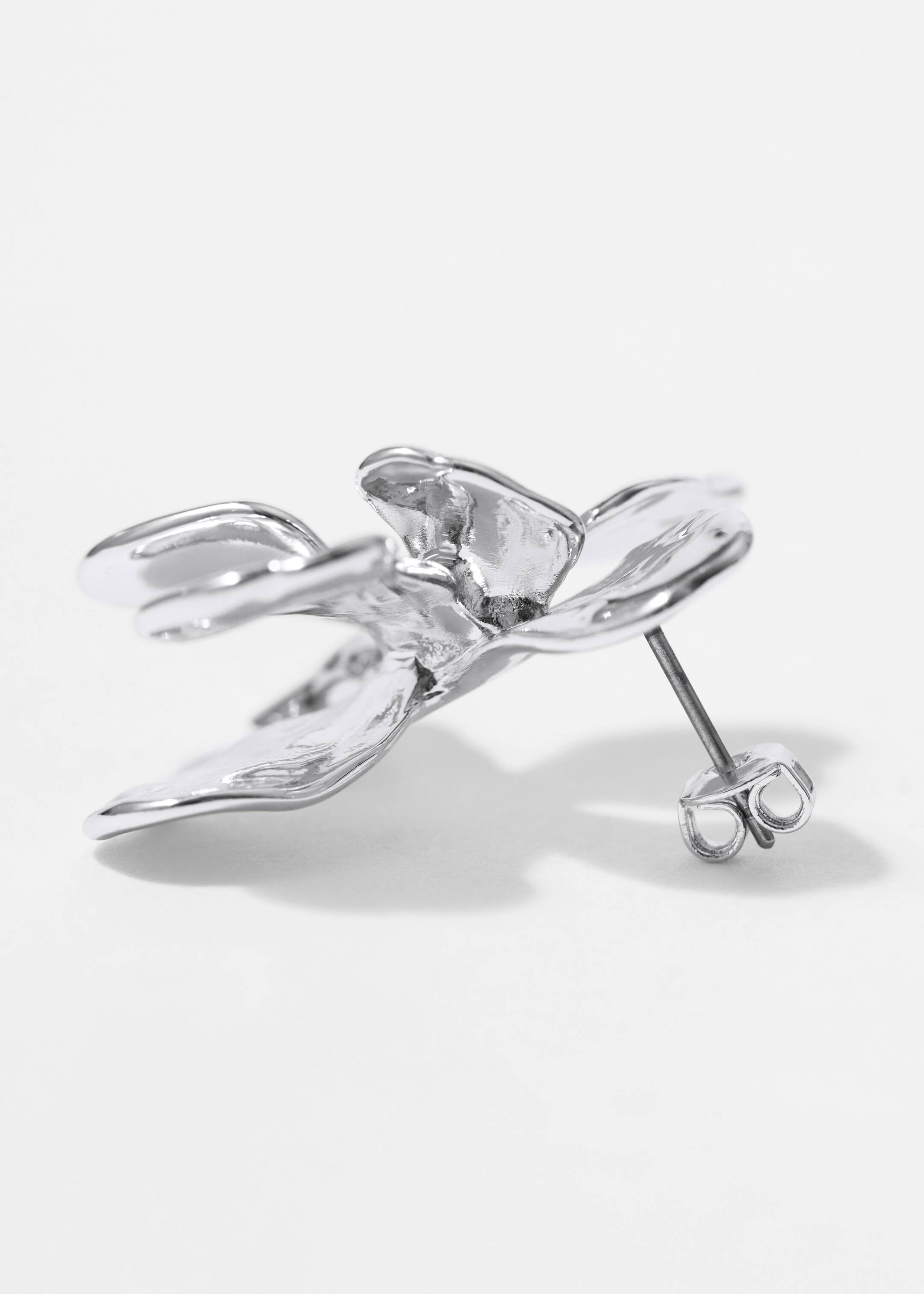 Zobrazit větší obrázek: Náušnice ve tvaru květiny - Stříbrná - ŽENY | H&M CZ 3