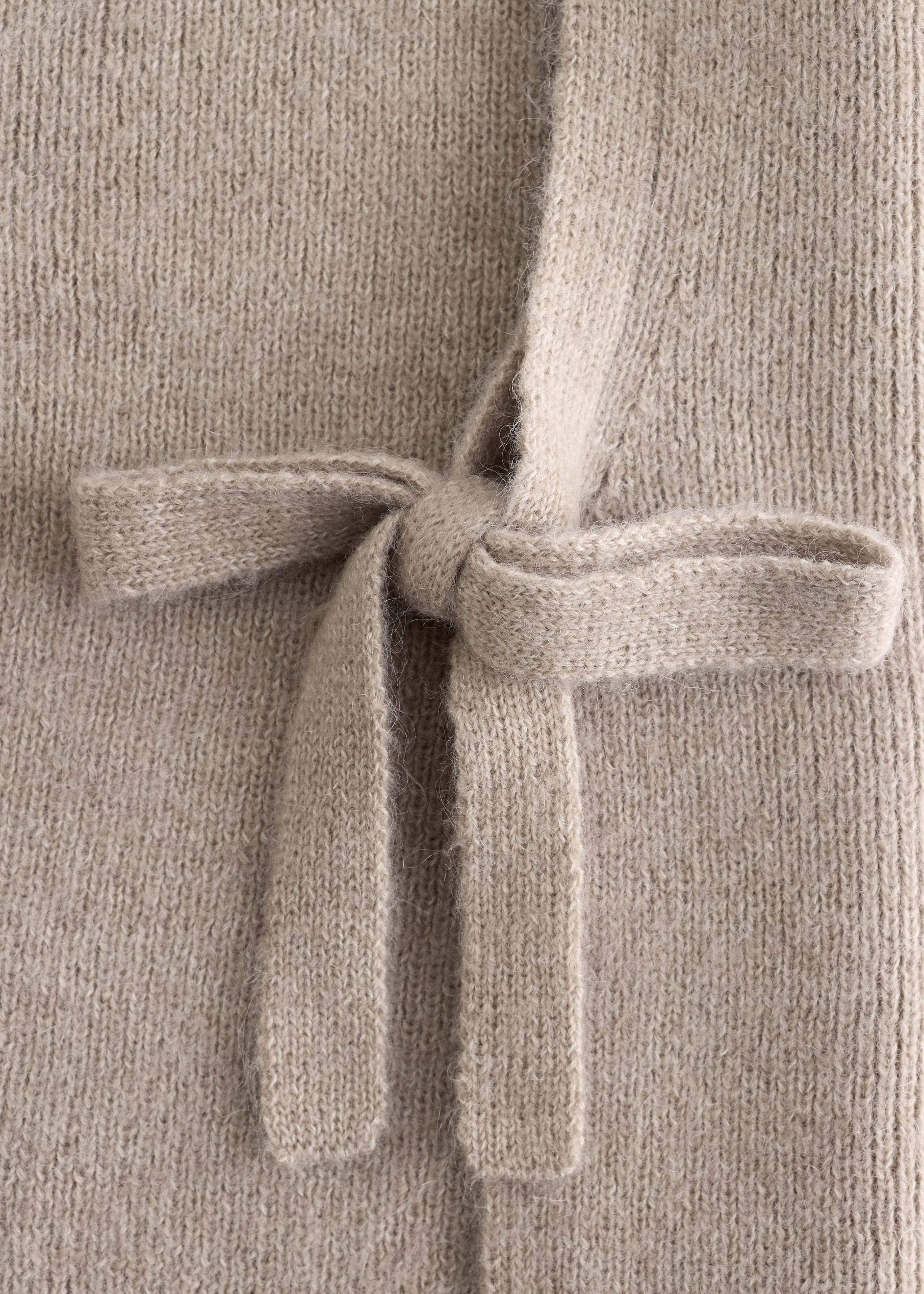 Image of Cuello babero de lana