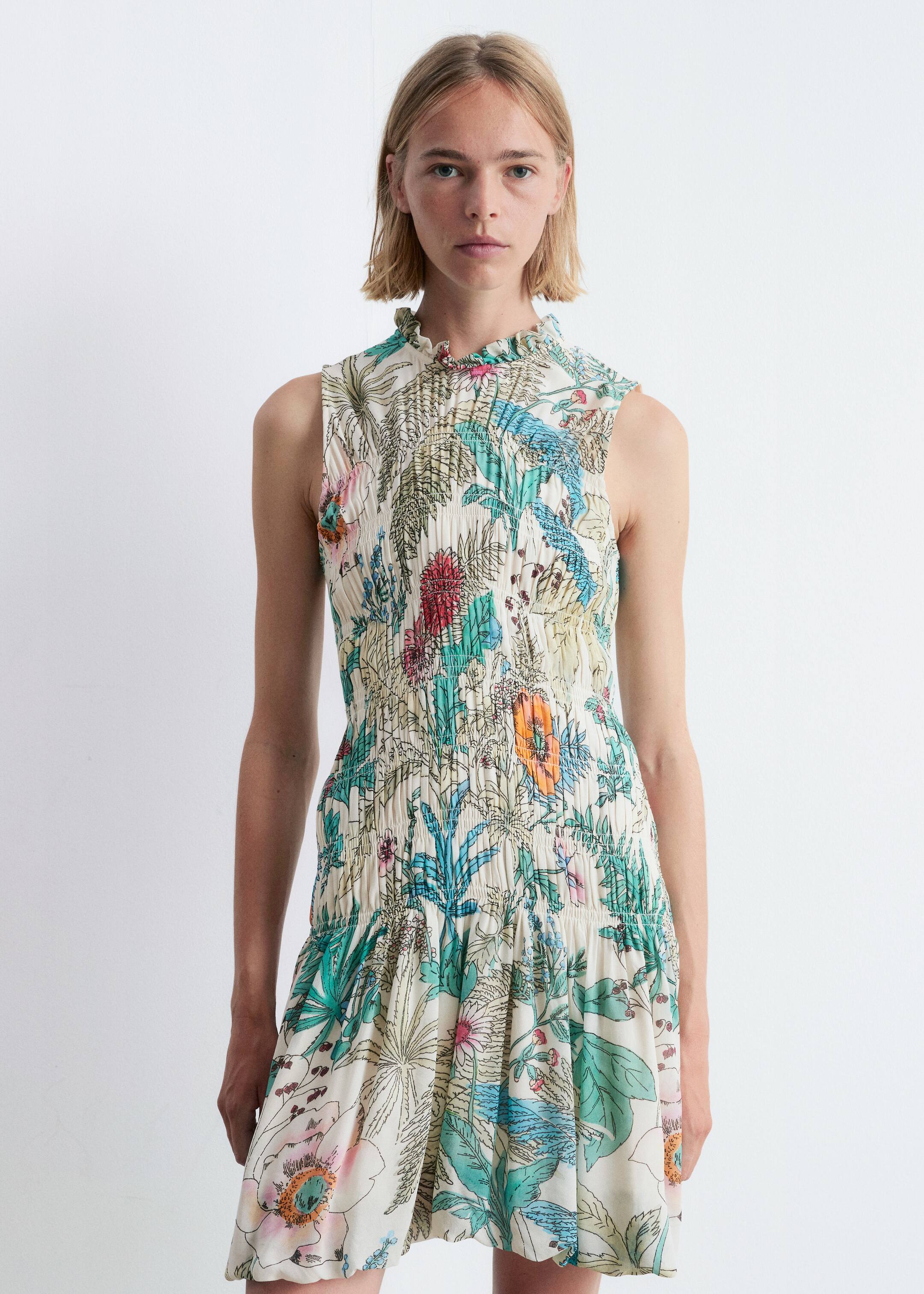 Se større billede: Smocksyet minikjole - Blomstermønster - DAME | H&M DK 2