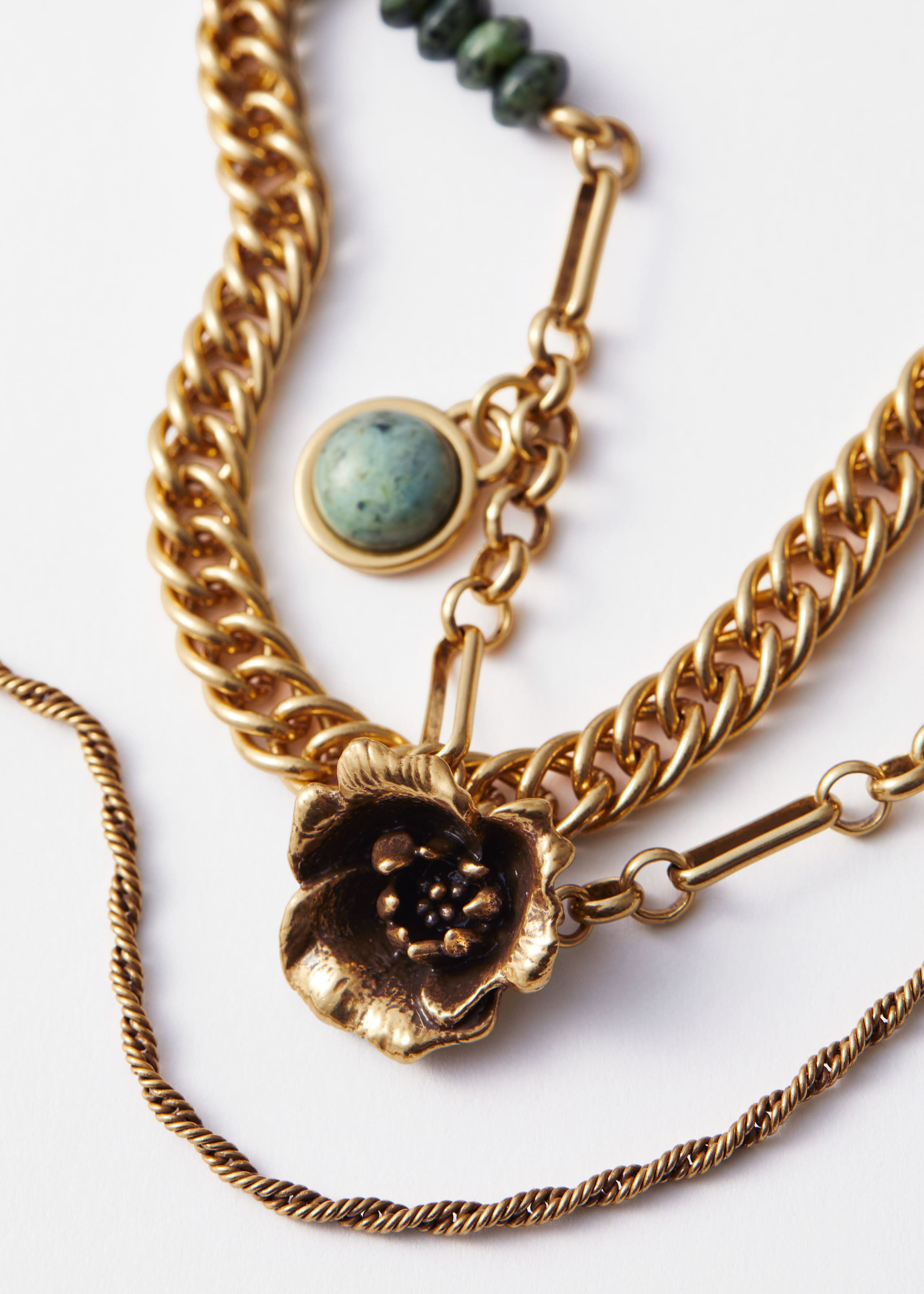 Collana multifilo Wild Rose - {{variantName}} - Descrizione dettagliata