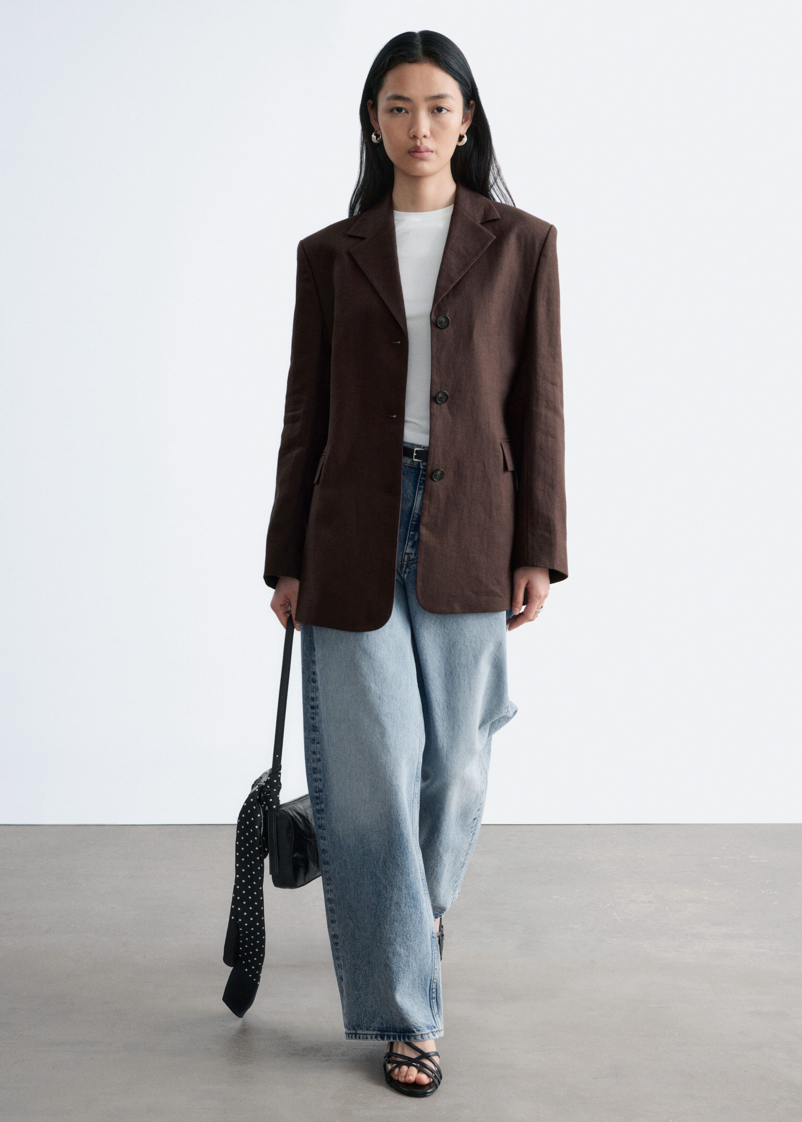 Image of Tapered Linen Blazer