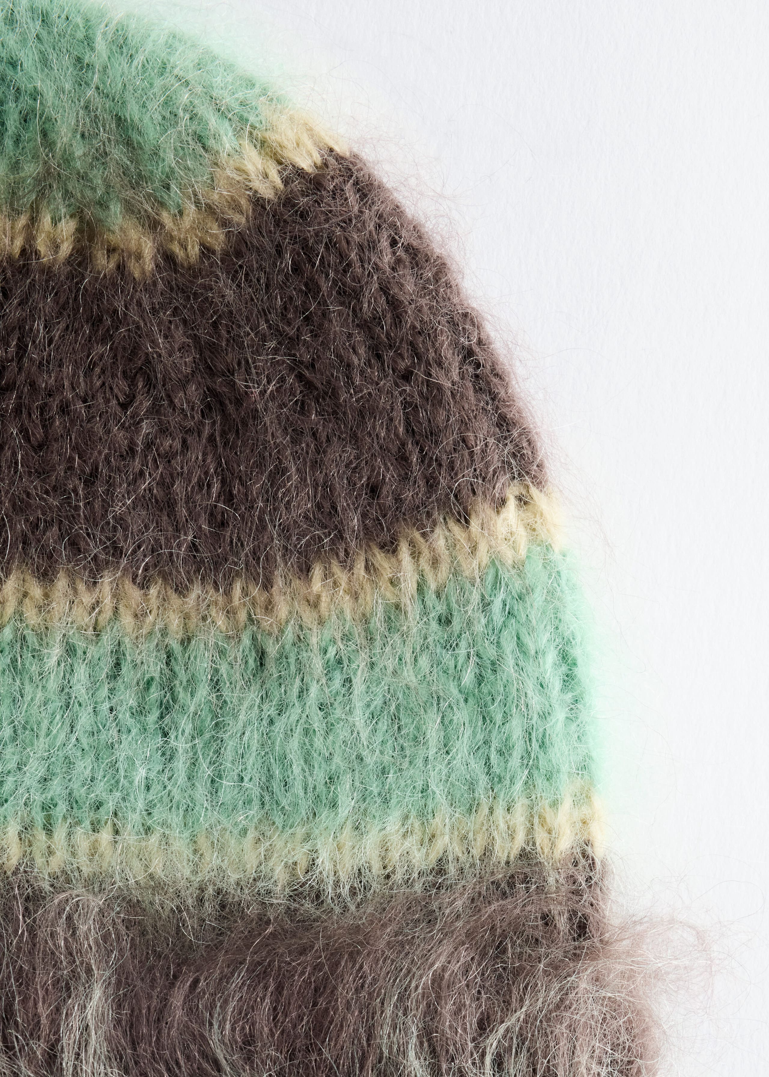 Mohair-Wool Beanie - {{variantName}} - Descriptive Detail