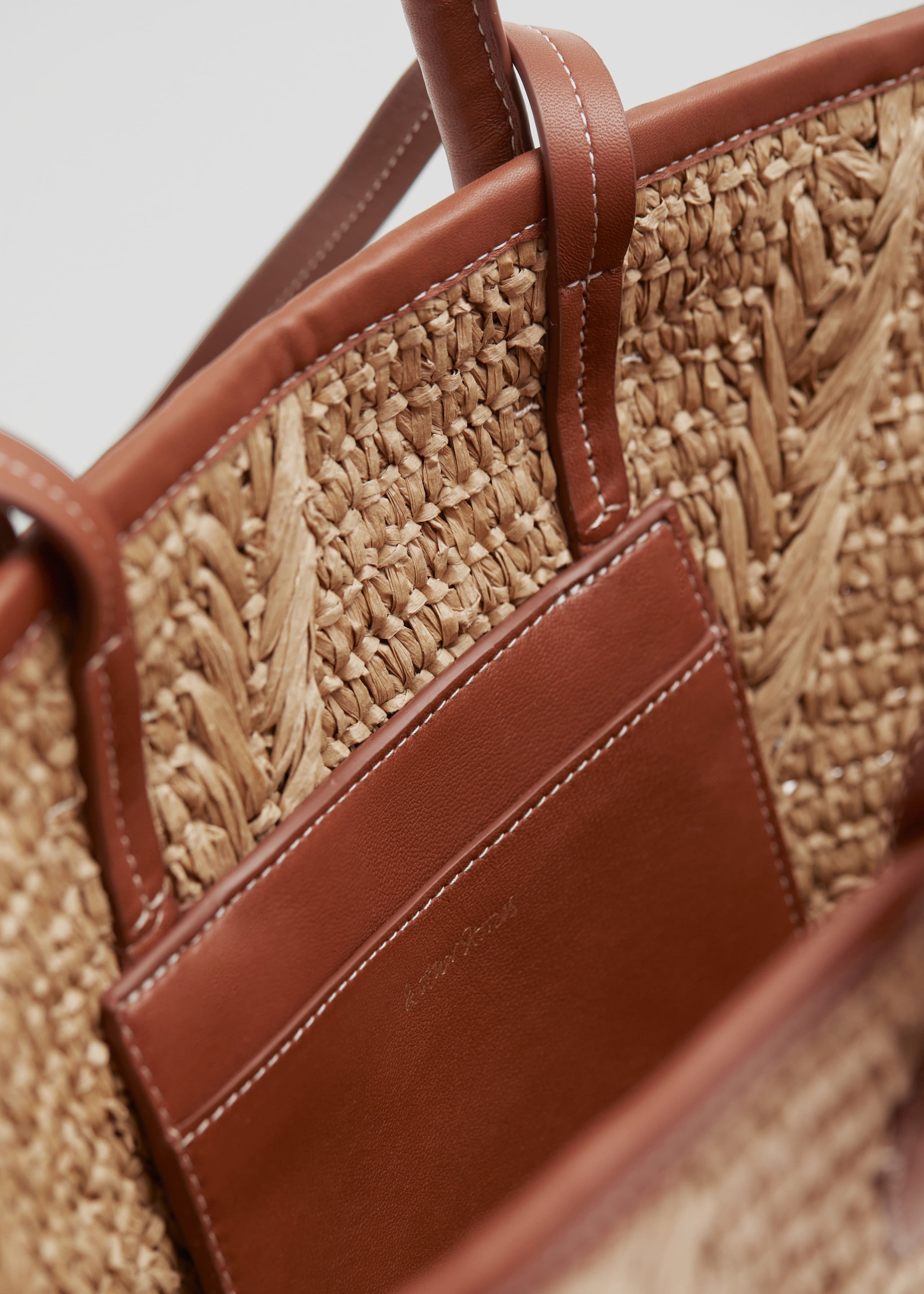 Leather-Trimmed Straw Tote - {{variantName}} - Descriptive Detail
