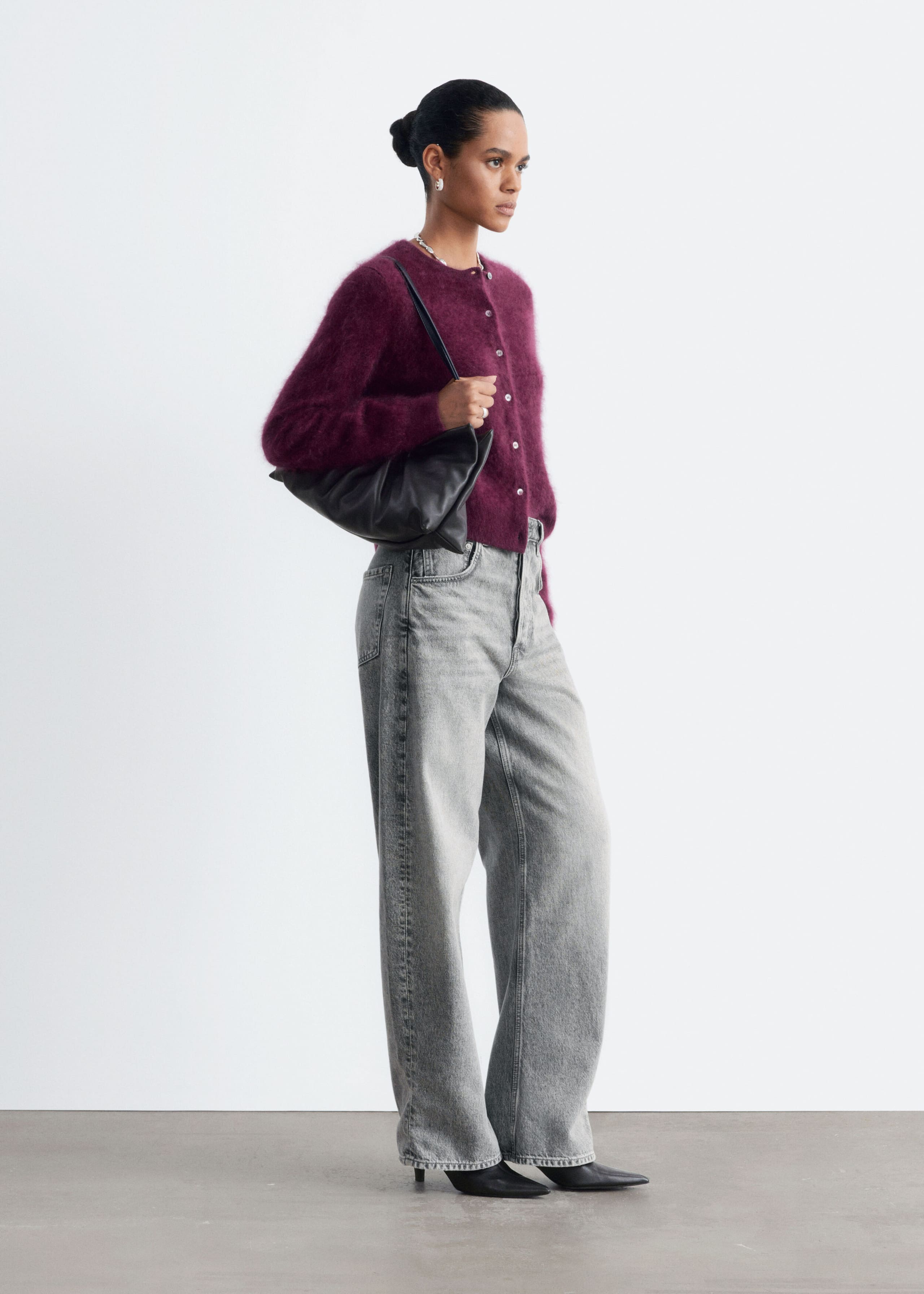 Strickjacke aus gebürstetem Kaschmir - Dunkelrot - Stillleben