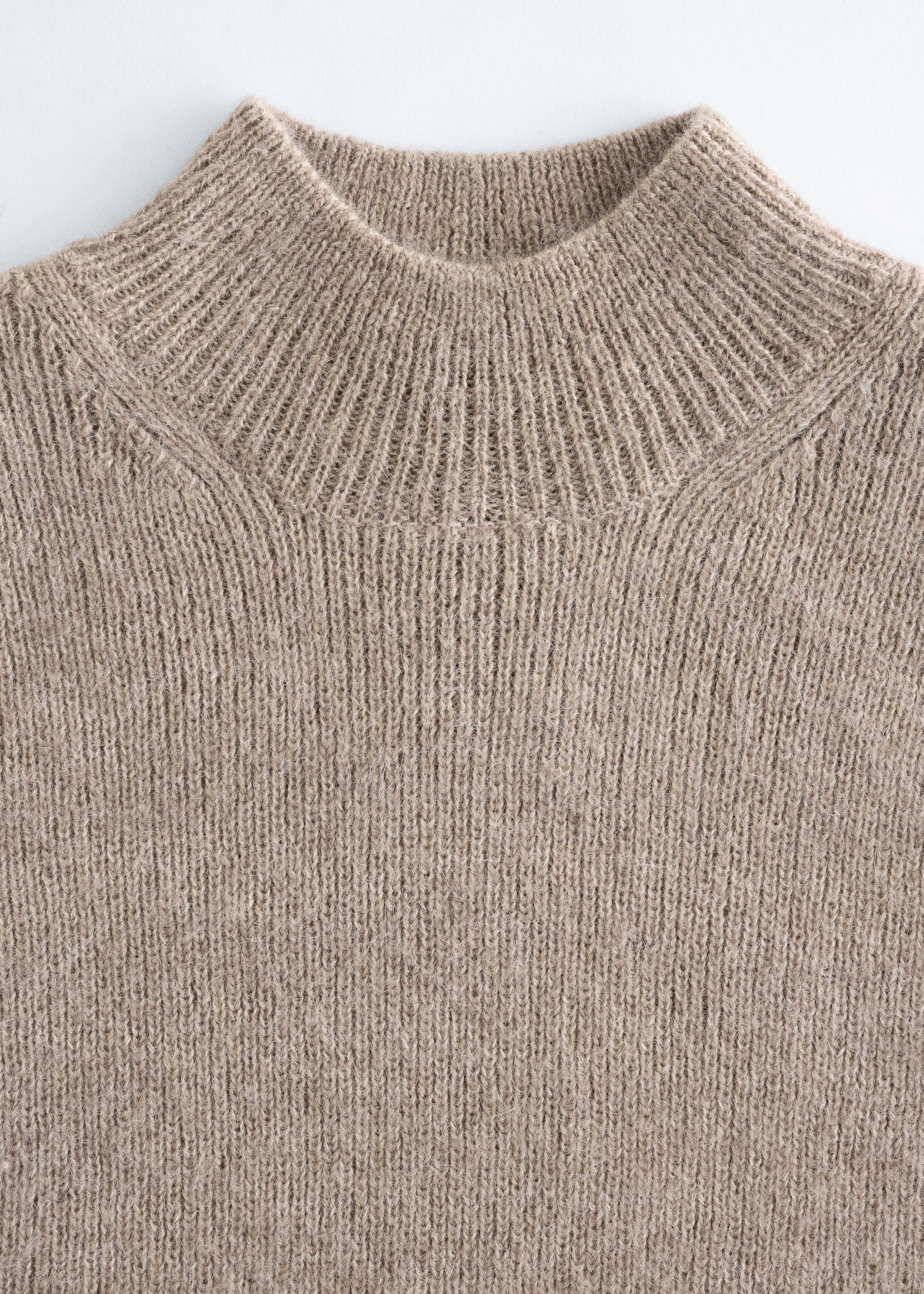 Image of Cuello babero de lana
