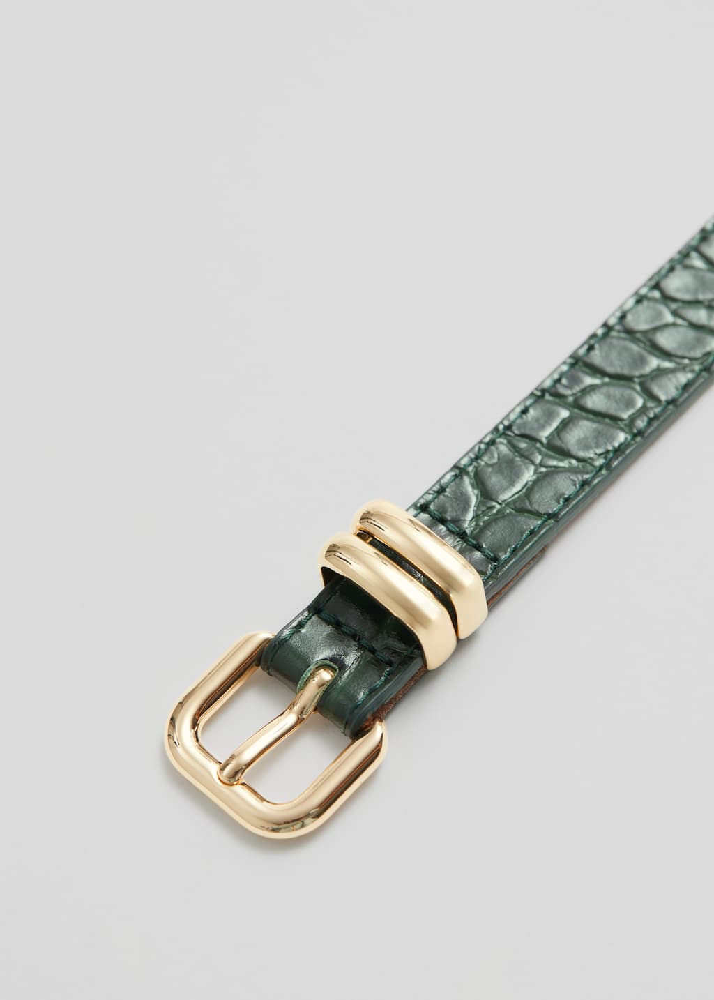 Classic Leather Belt - {{variantName}} - Descriptive Detail