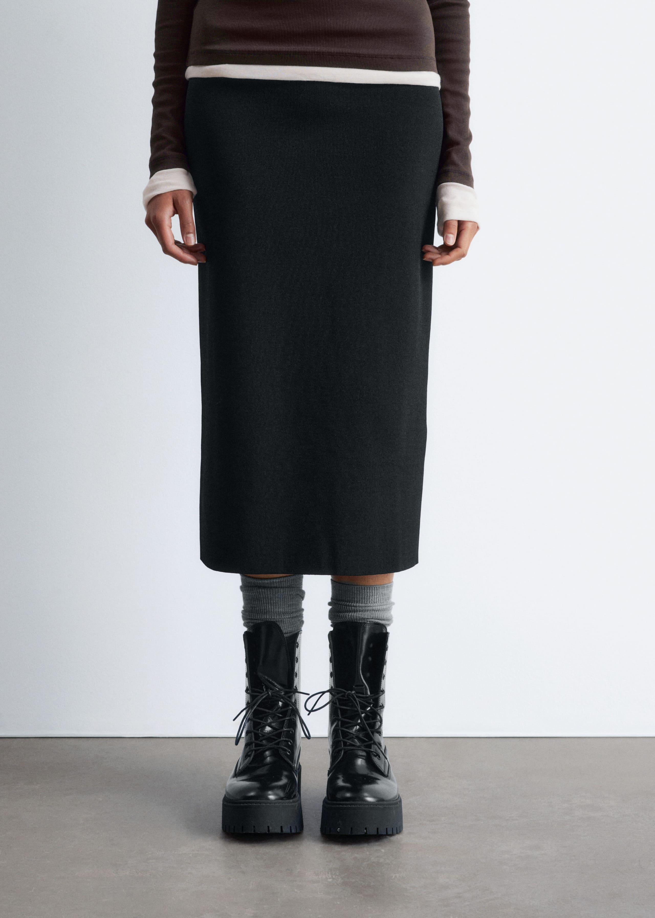 Image of Knitted Pencil Midi Skirt