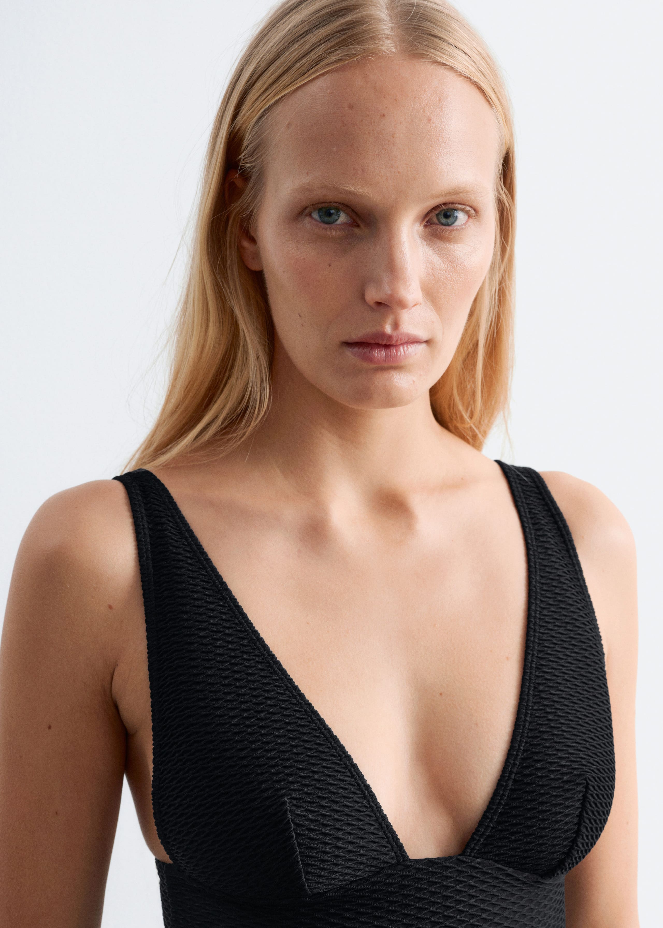 Teksturowany kostium kąpielowy – Czarny – Lookbook