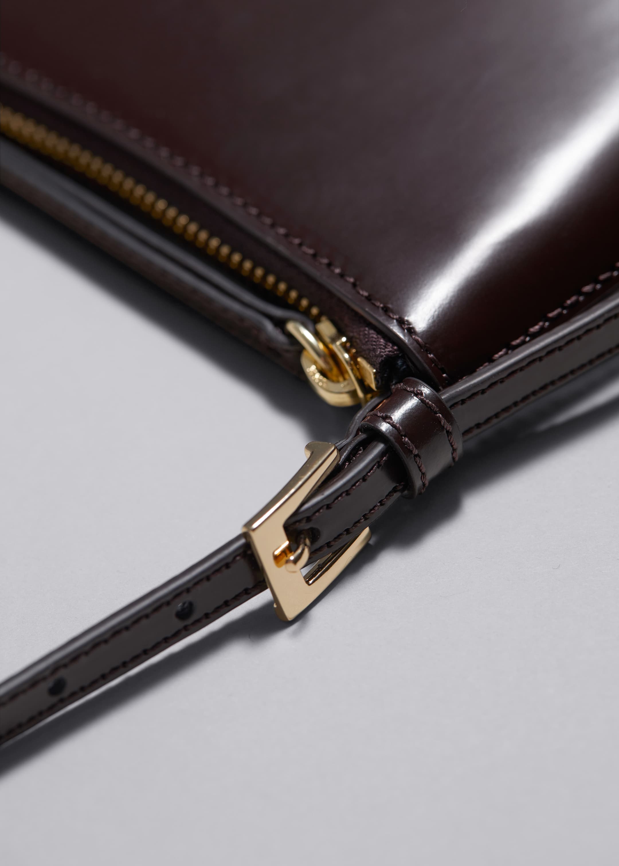 הצגת תמונה גדולה יותר: Petit Leather Shoulder Bag - Mahogany - Ladies | H&M IL 3