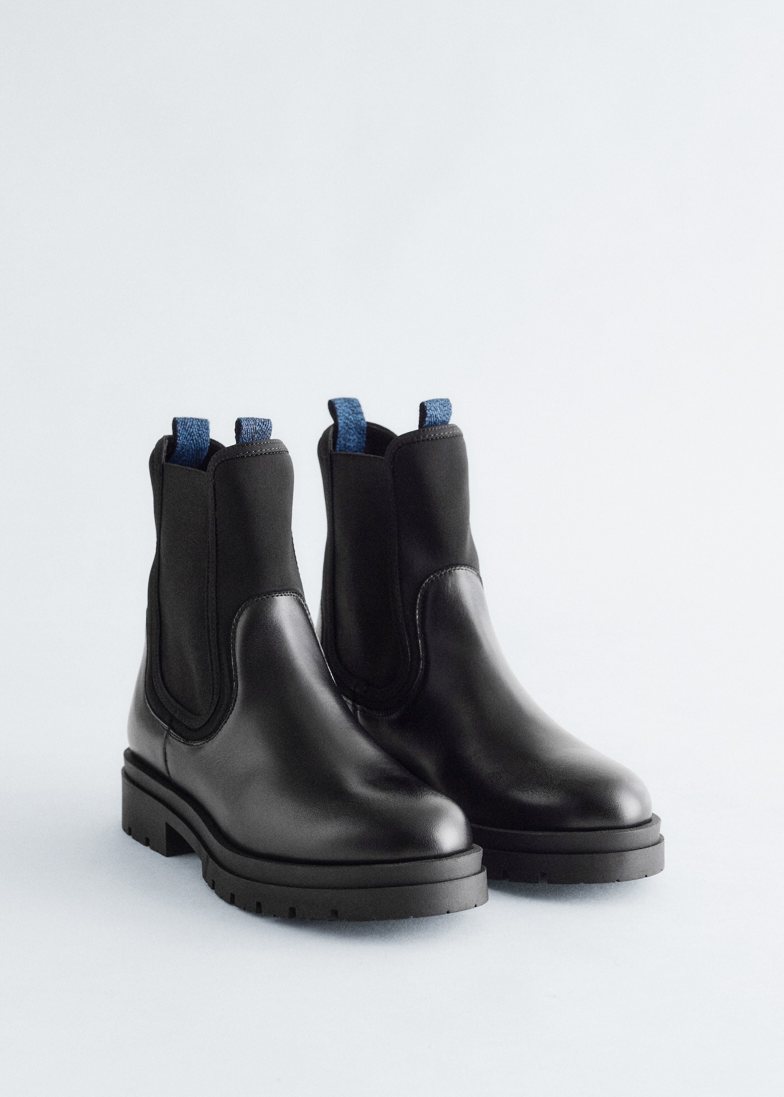 Leather Chelsea Boots - Black - 2