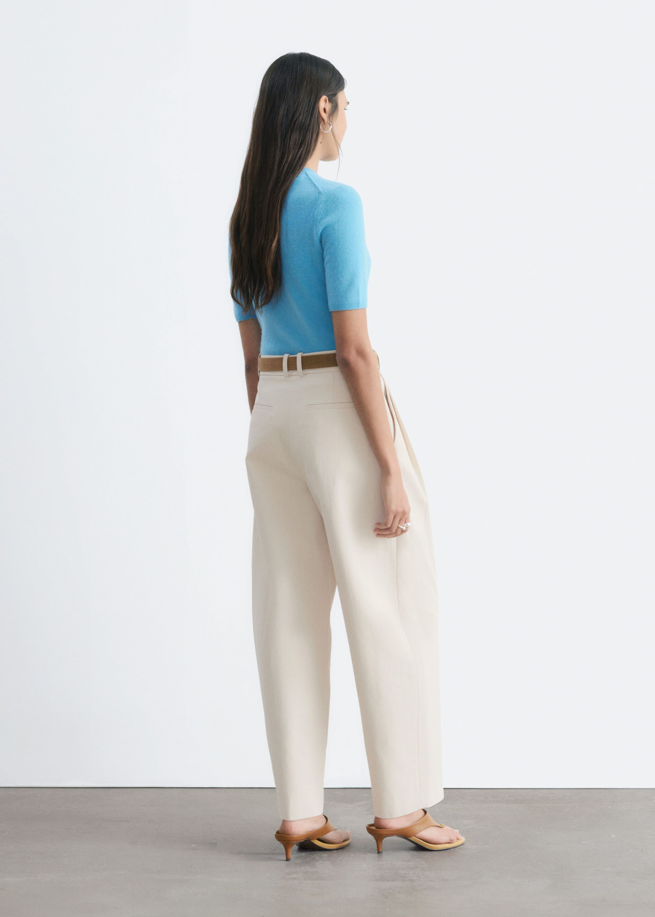 Short-Sleeve Cashmere Top - Blue - Lookbook