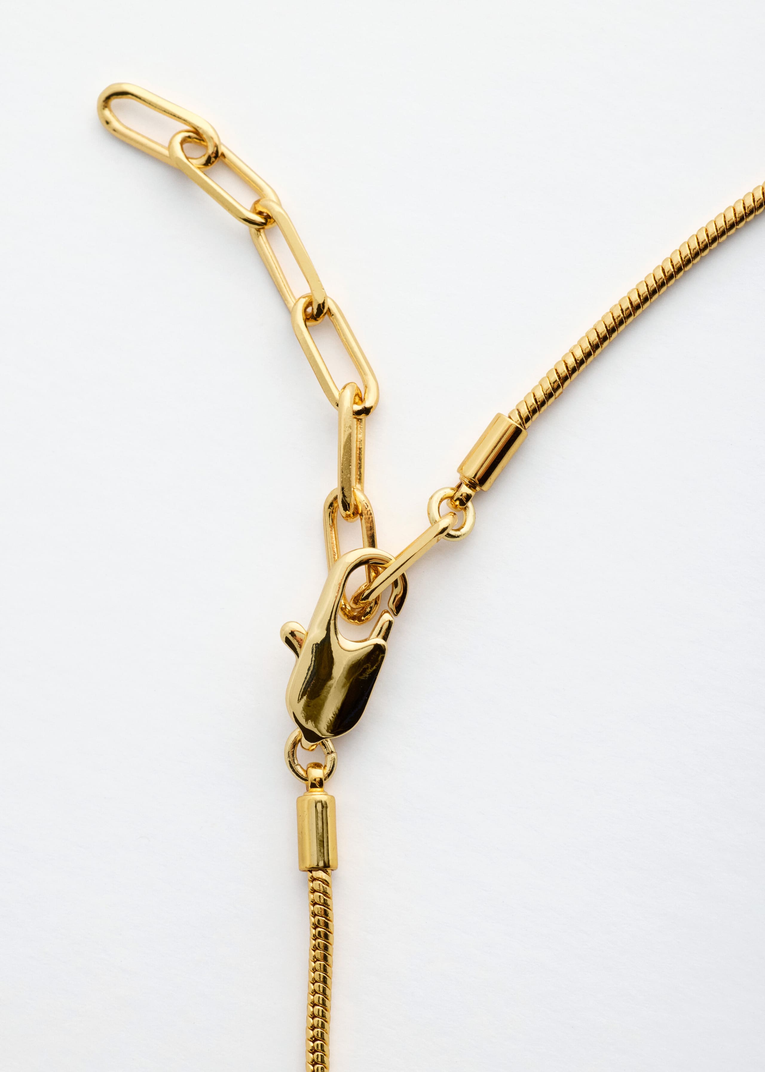 Double-Circle Pendant Necklace - {{variantName}} - Descriptive Detail
