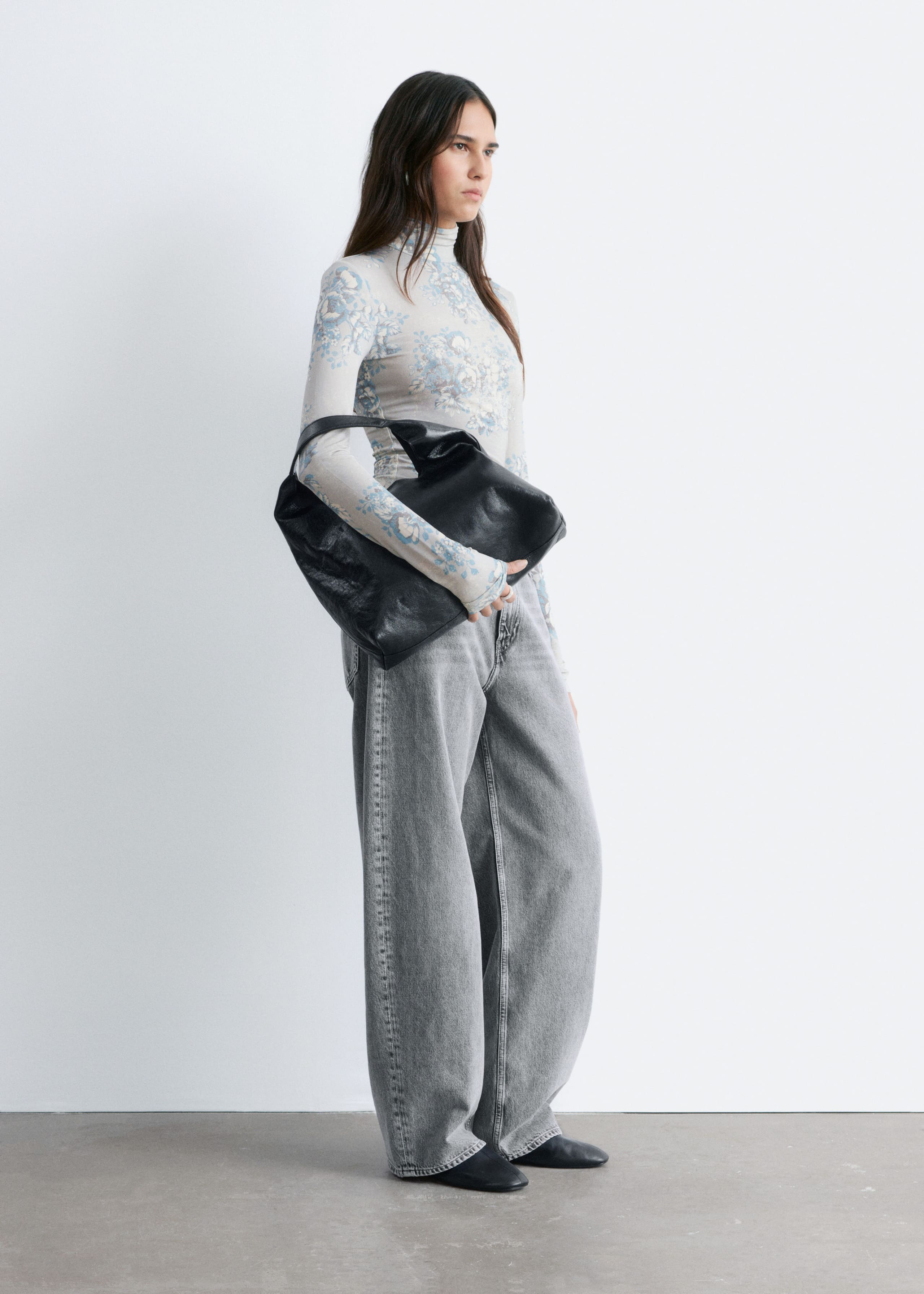 Image of Oberteil mit Rollkragen und Blumenmuster