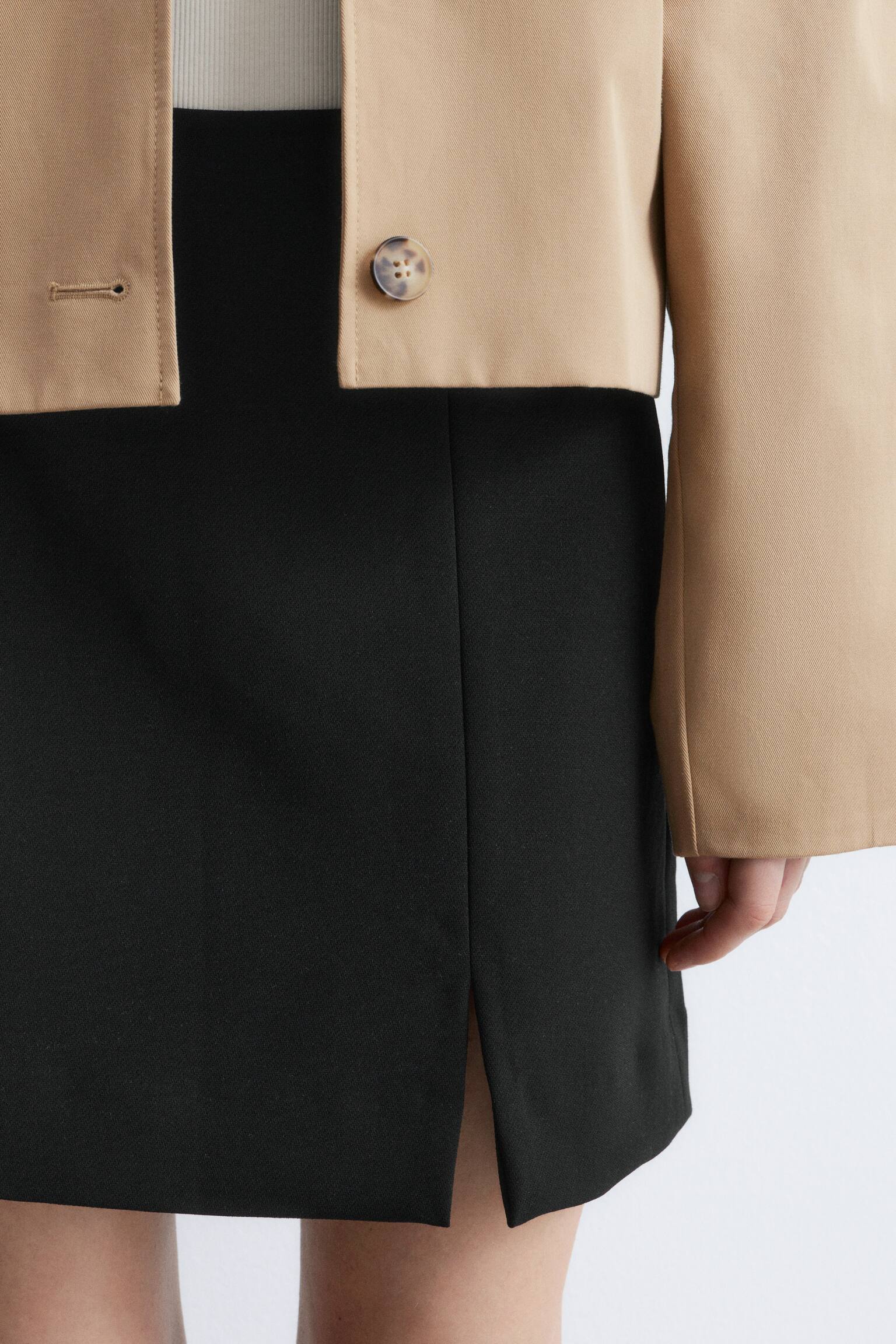 חצאית מיני בגזרה גבוהה - שחור - 3