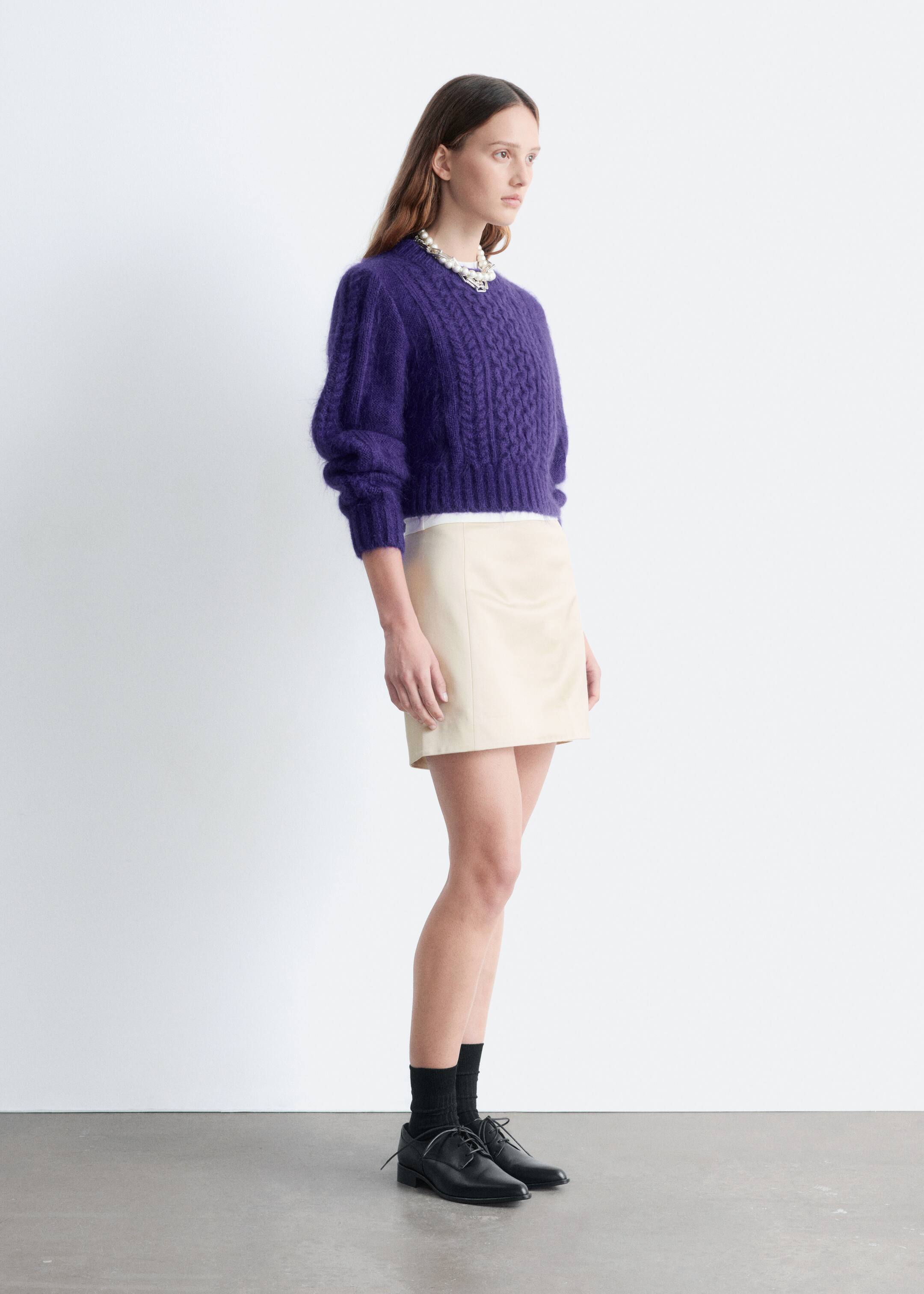 Visa större bild: Croppad kabelstickad tröja - Mörklila - DAM | H&M FI 4