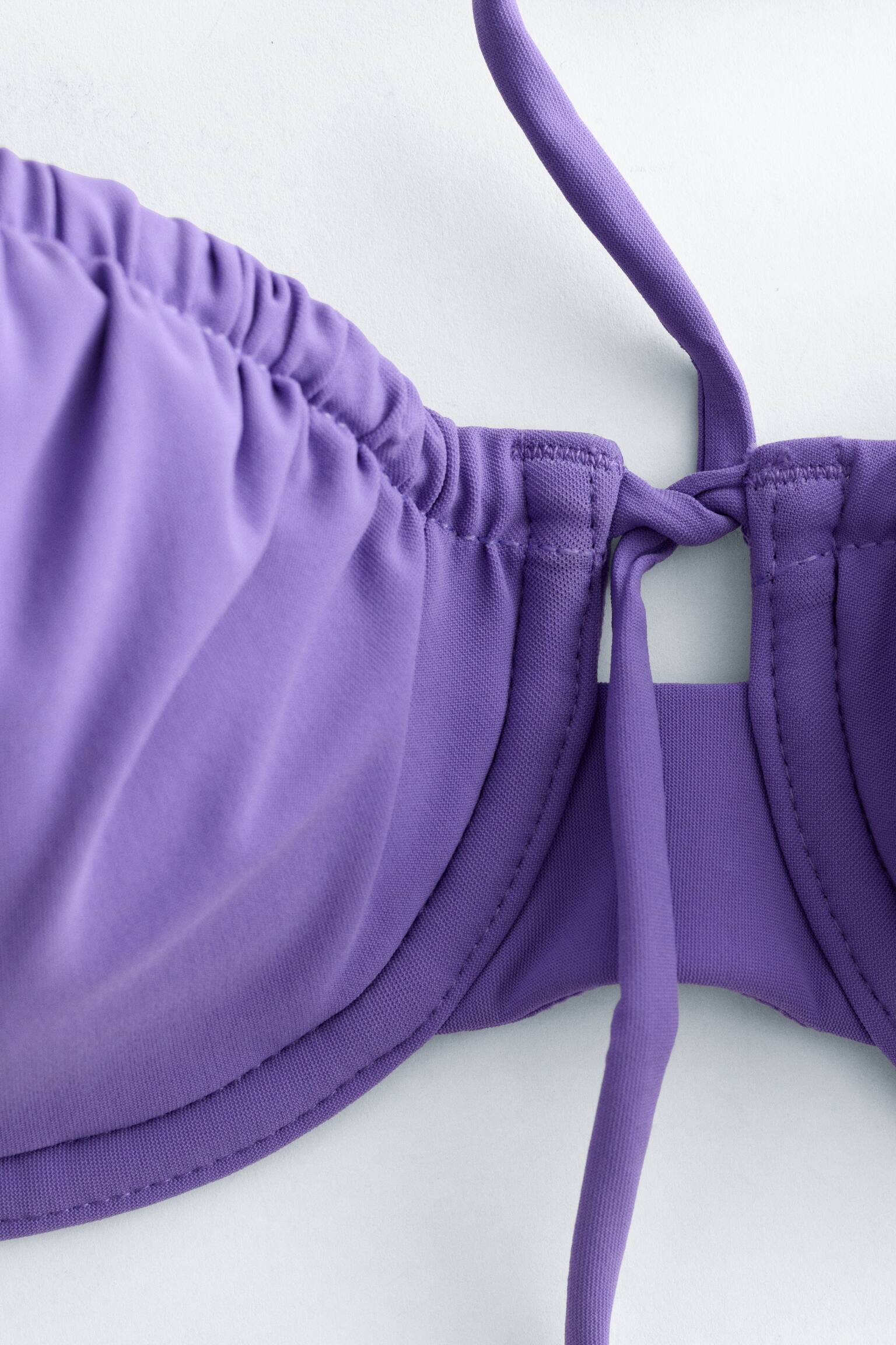 Kaarituellinen bikinitoppi rusettikoristeella - Violetti - 4