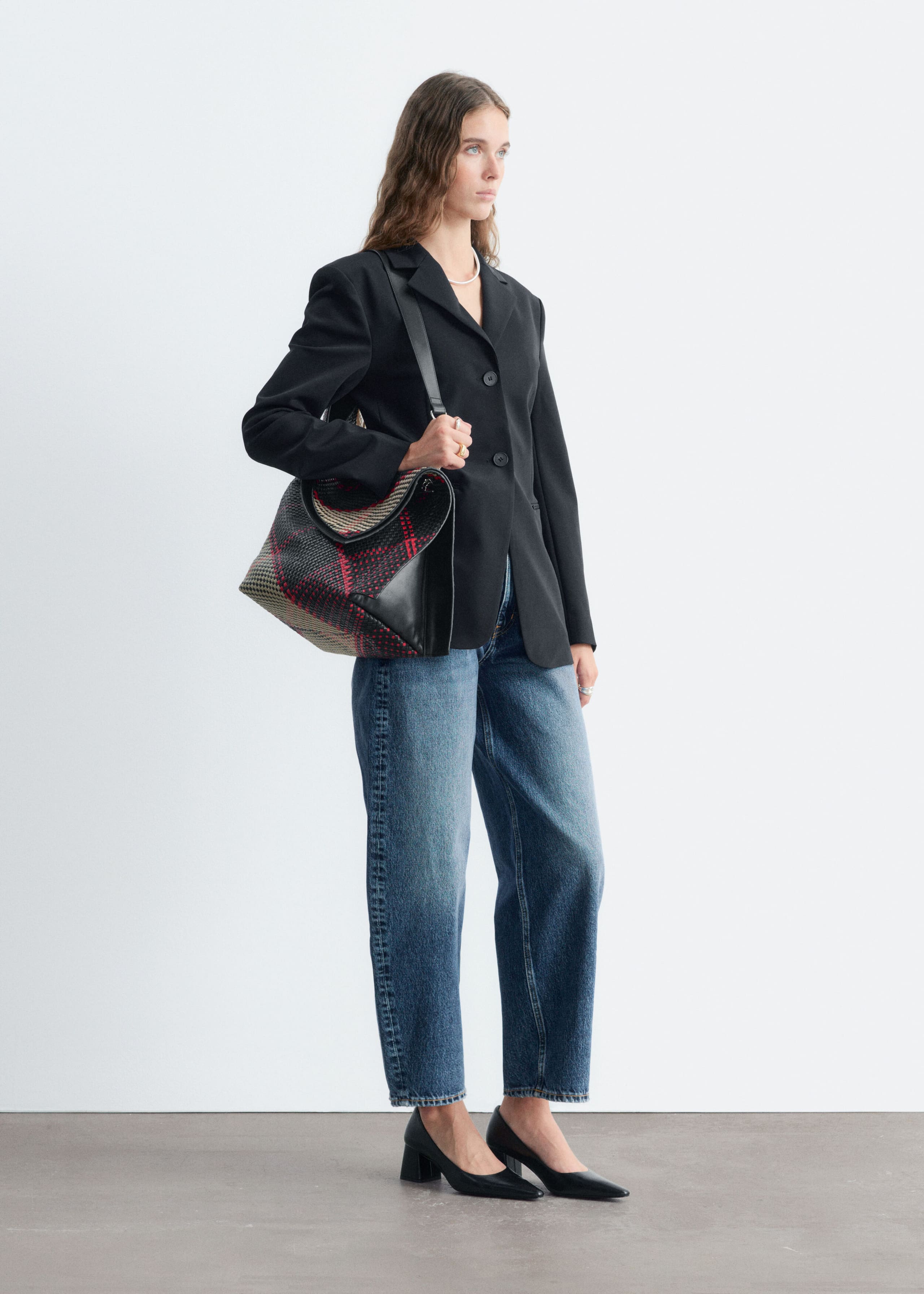 Fitted Single-Breasted Blazer - Black - Lookbook