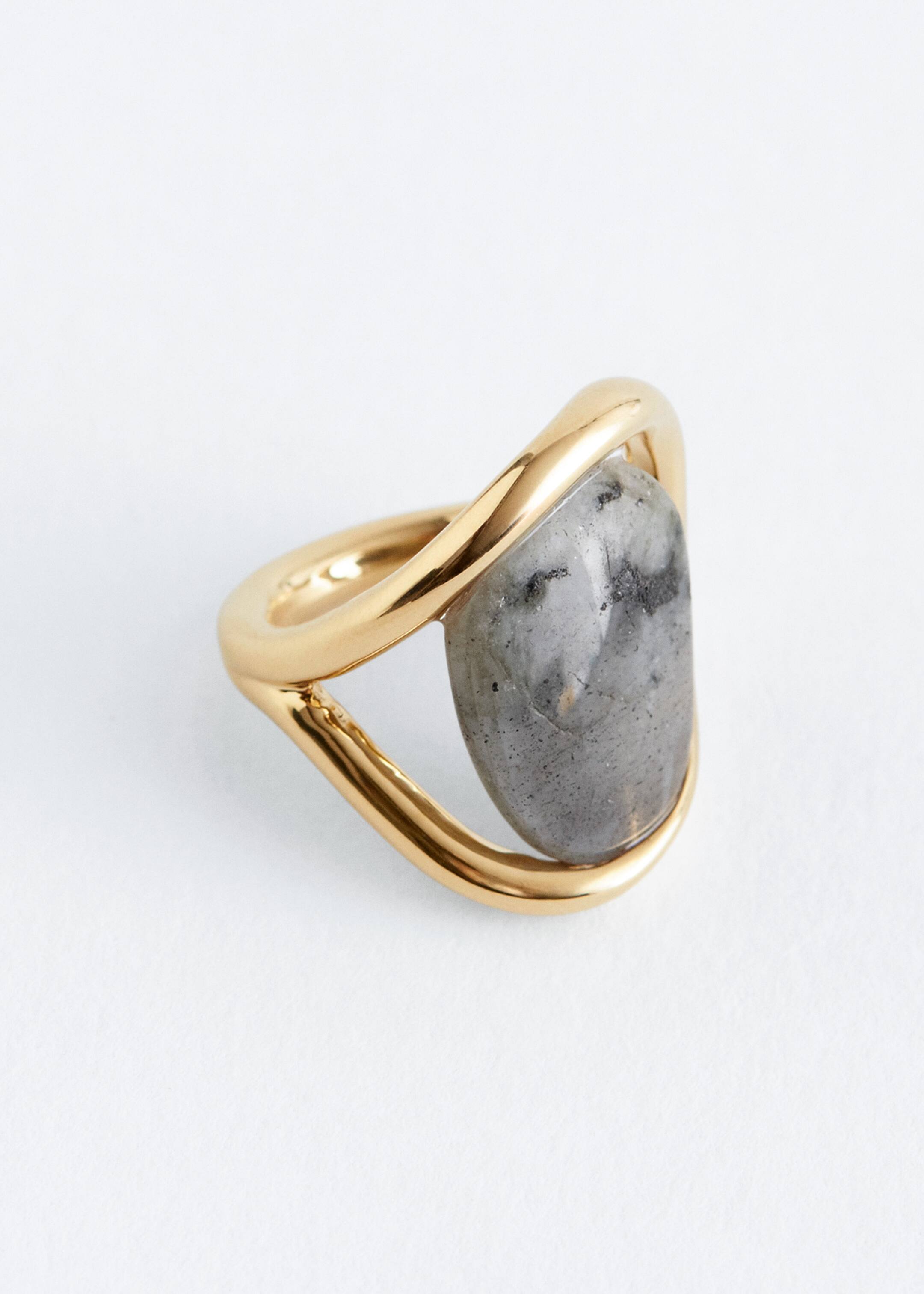 Visualizza immagine più grande: Anello con design a filo e pietra - Oro/Verde kaki - DONNA | H&M IT 1