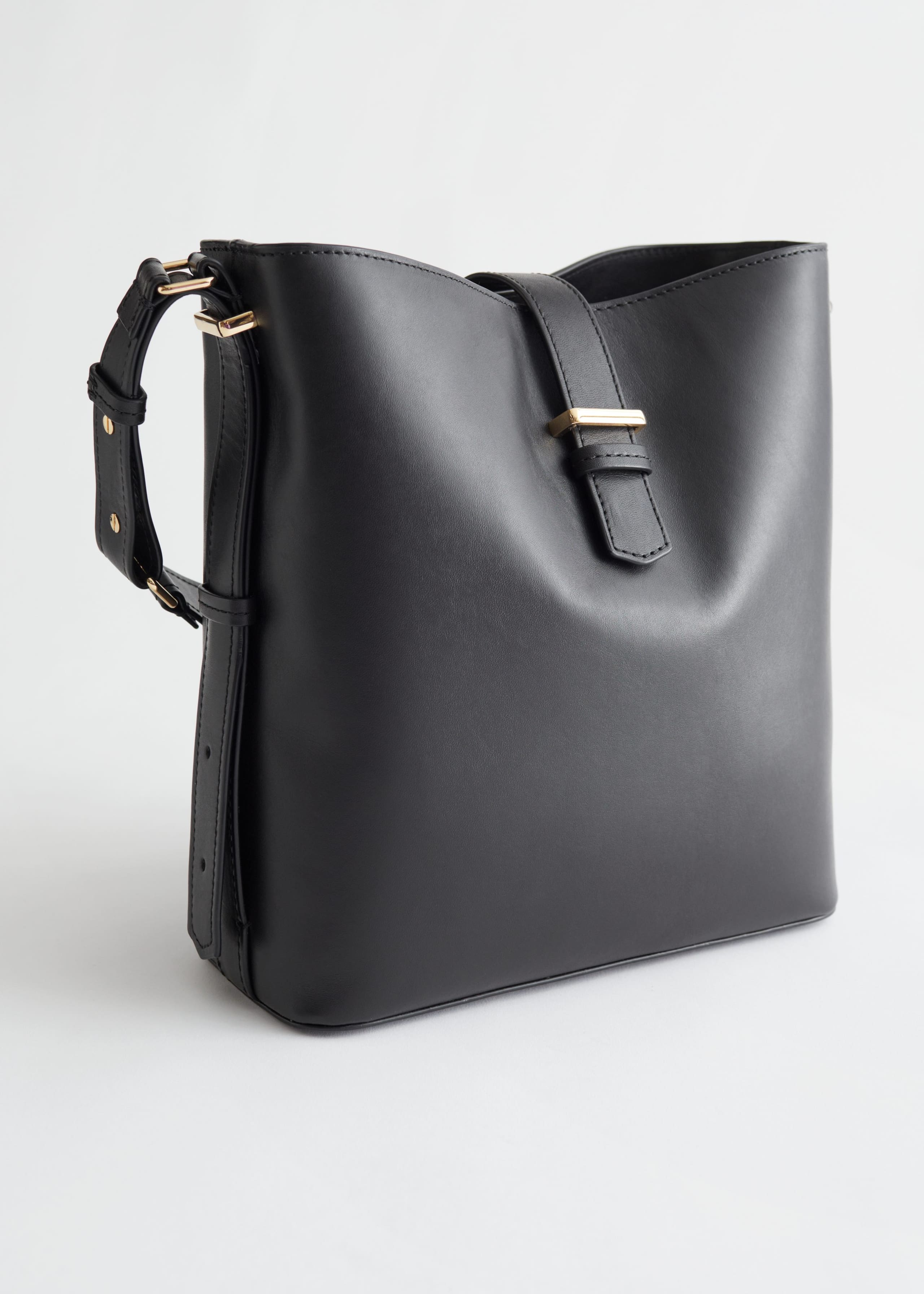 LargeLeatherShoulderBag - Dark Green - Natura morta