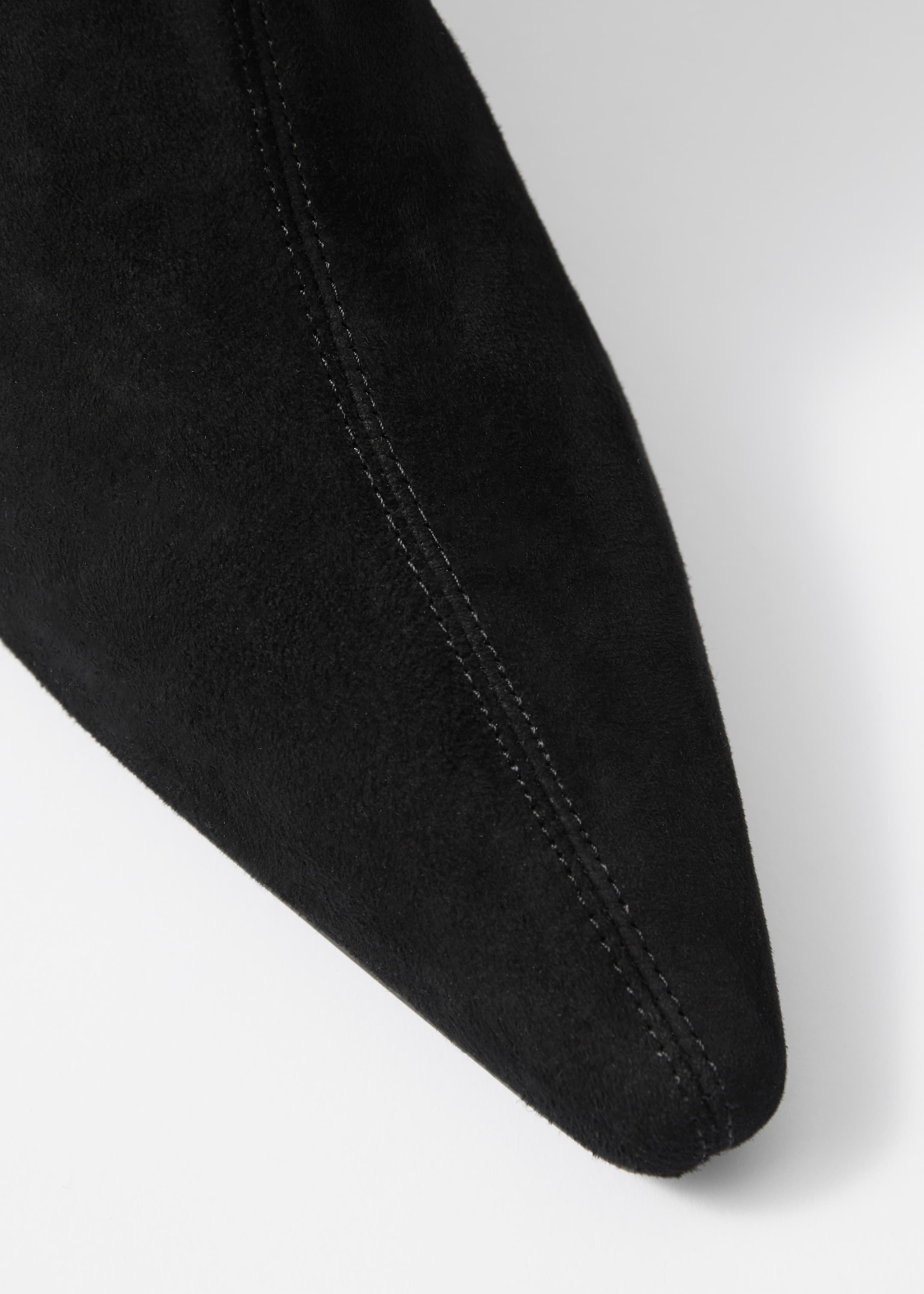 Größeres Bild ansehen: Ankle Boots aus Leder mit Stretch-Anteil - Schwarzes Wildleder - Ladies | H&M DE 4