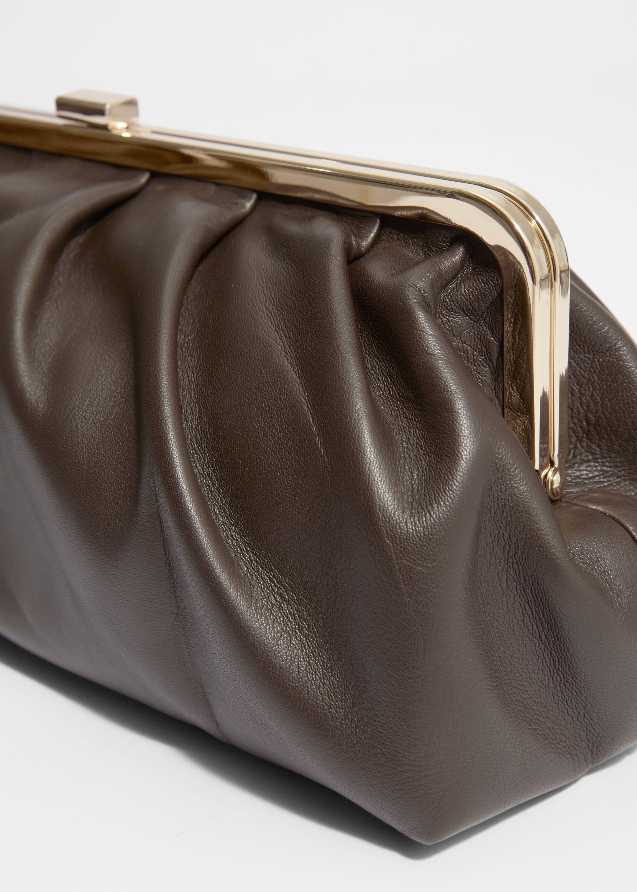 Ingrandisci l'immagine: Classic Leather Clutch Bag - Brown - DONNA | H&M CH 3