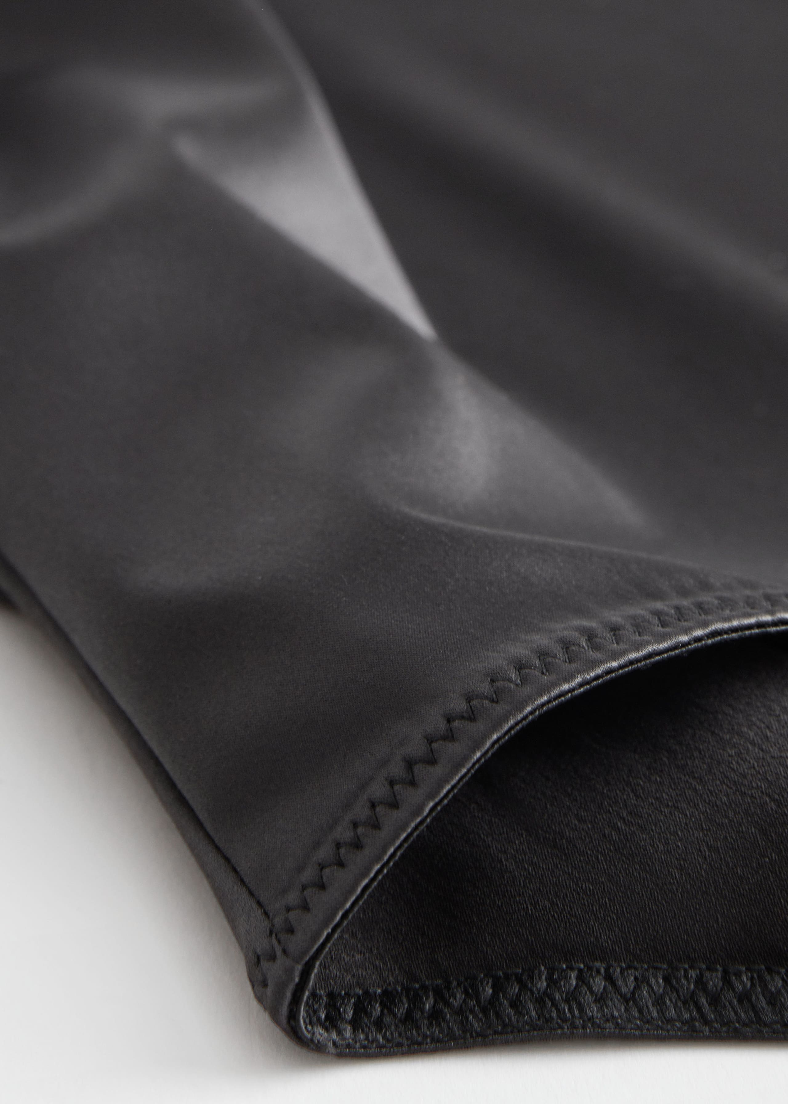 StrappyBodysuit - {{variantName}} - Descrizione dettagliata