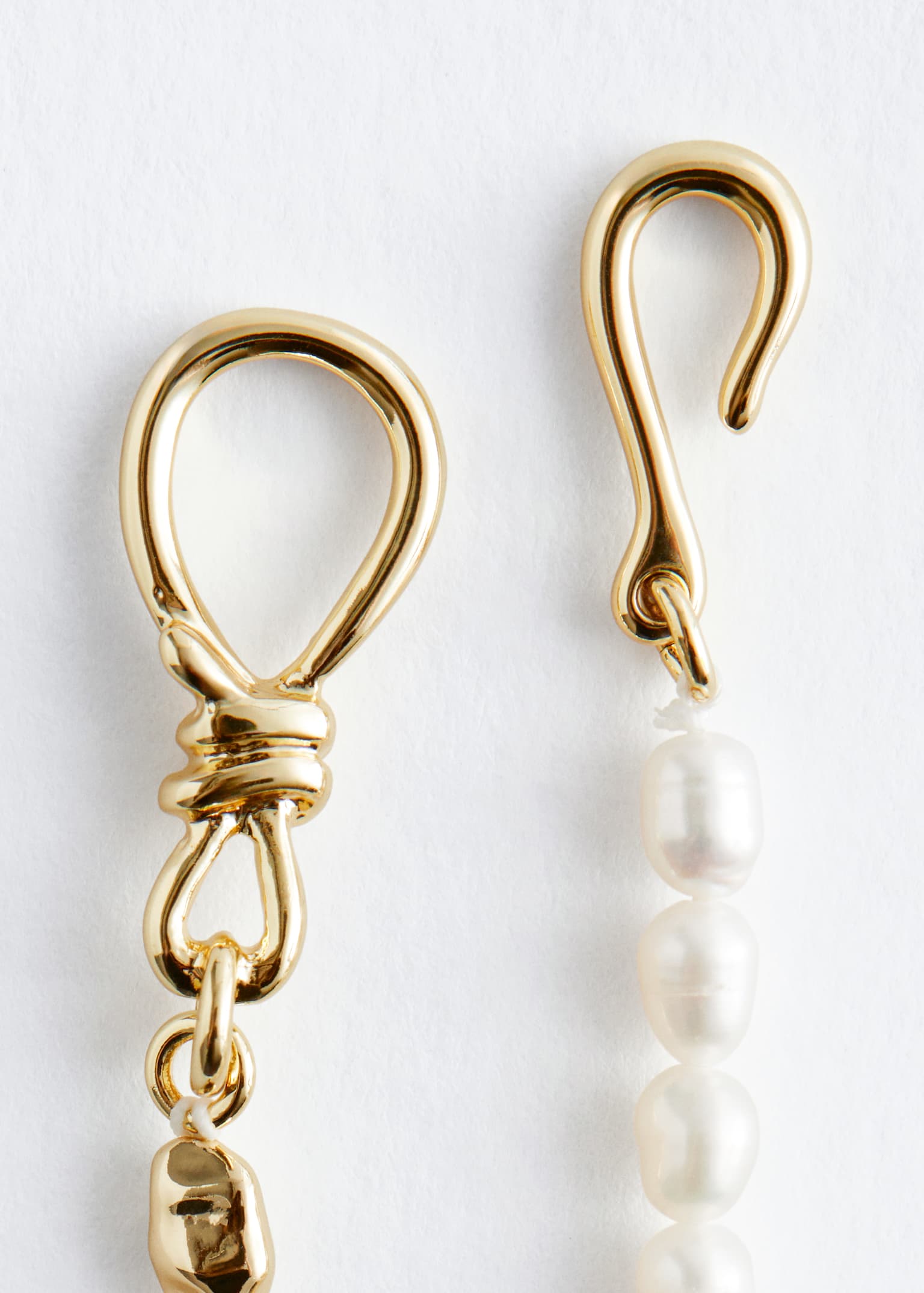 Short Irregular Bead Necklace - Gold/White - 3