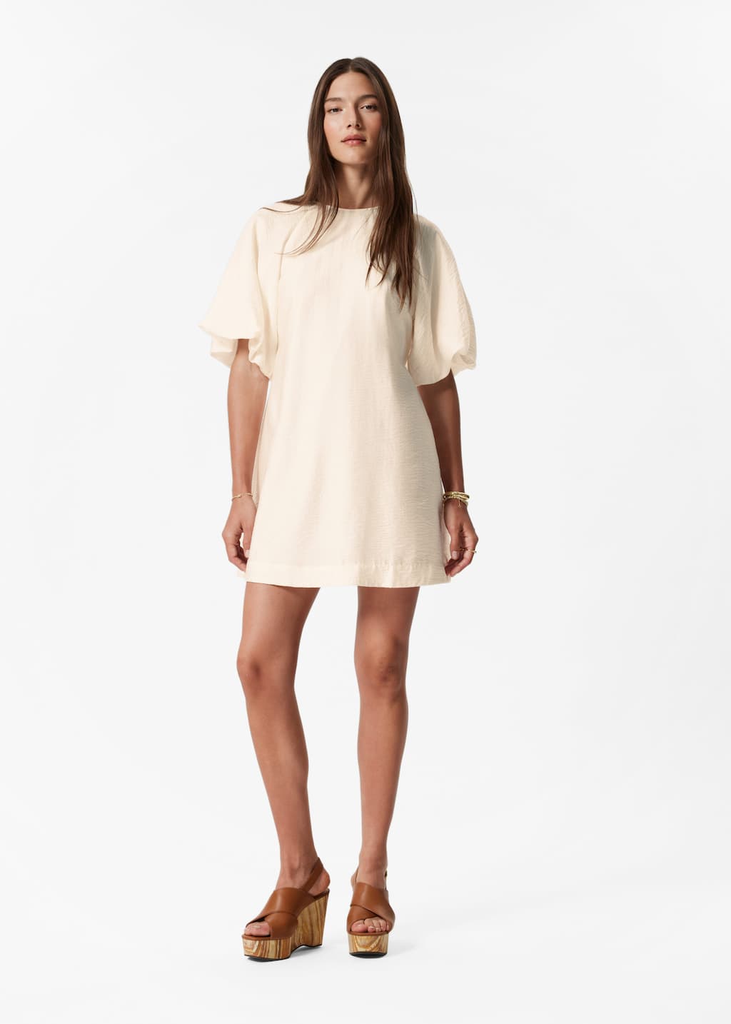 Minivestido con mangas abullonadas - Rosa claro - Lookbook