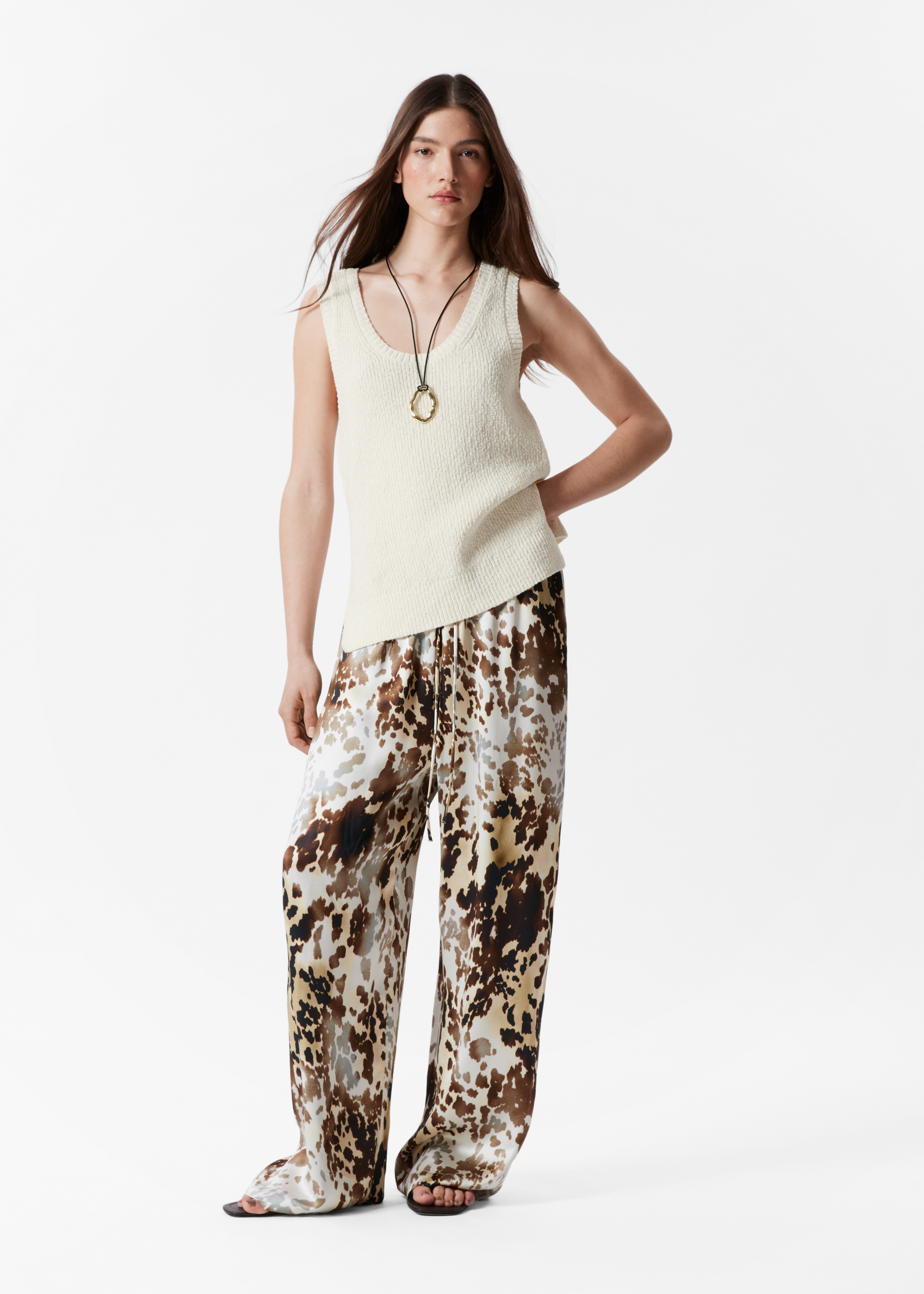 Drawstring Satin Trousers - Hnědý/béžový vzor/Béžová/Tmavě hnědá/Khaki zelená/Tmavě červená