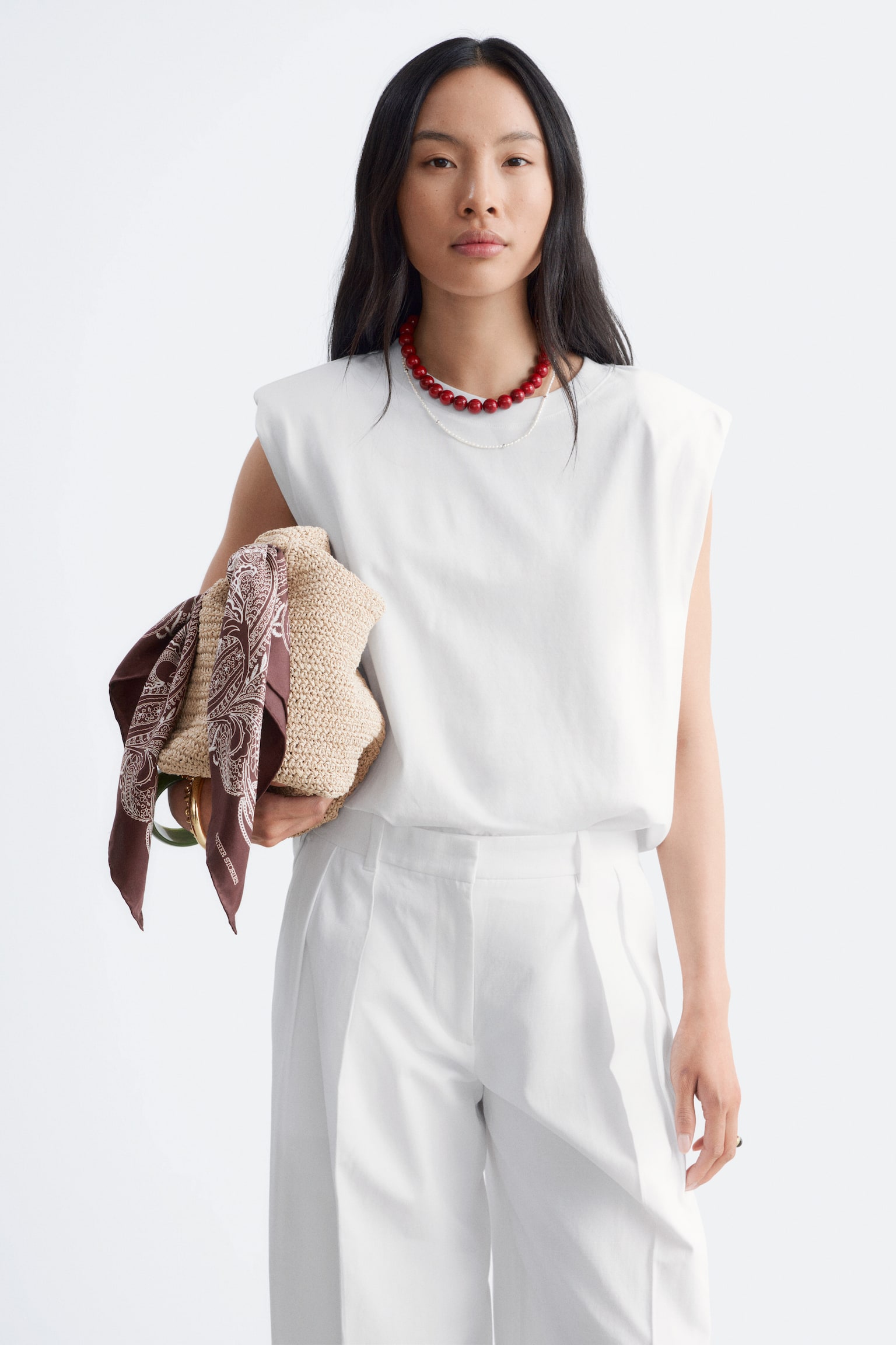 Sleeveless Top - לבן - 1