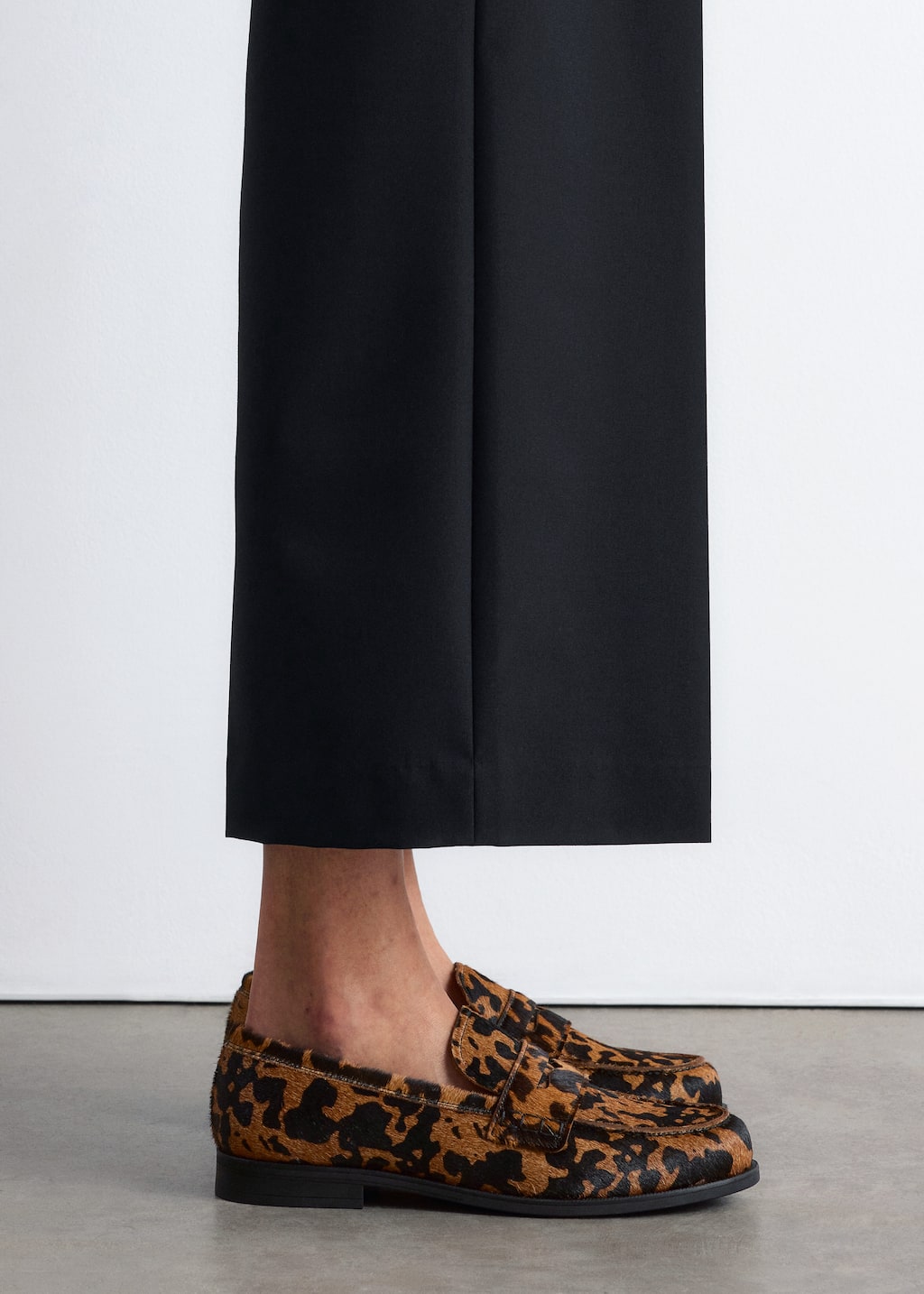 Image of Kohudmönstrade loafers