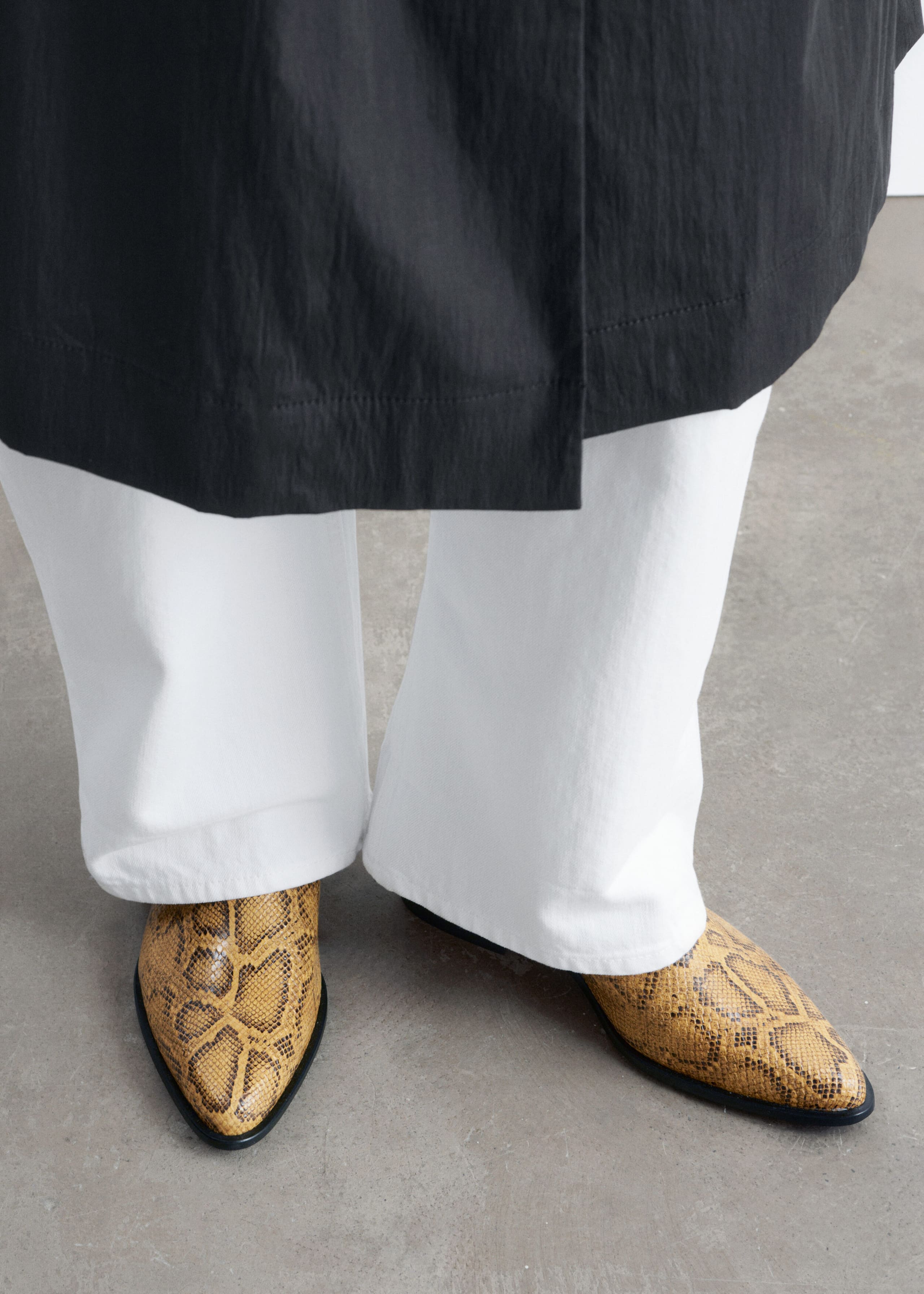 Image of Pointed-Toe Leather Chelsea Boots