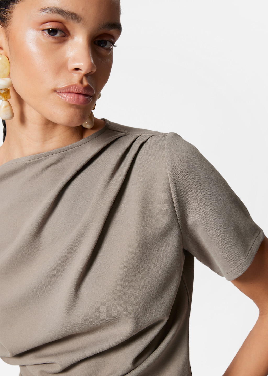 T-shirt asymétrique drapé - Noir - Lookbook
